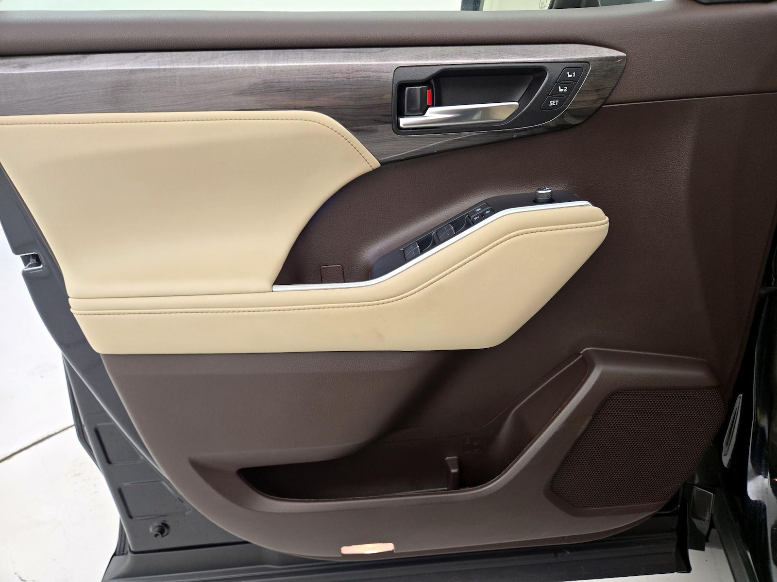 2022 Toyota Highlander Platinum - Photo 13