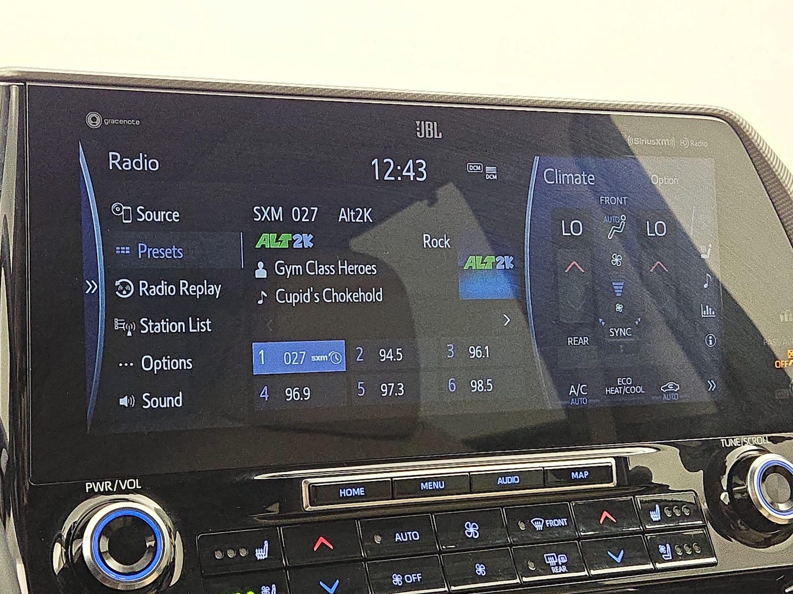 2022 Toyota Highlander Platinum - Photo 17