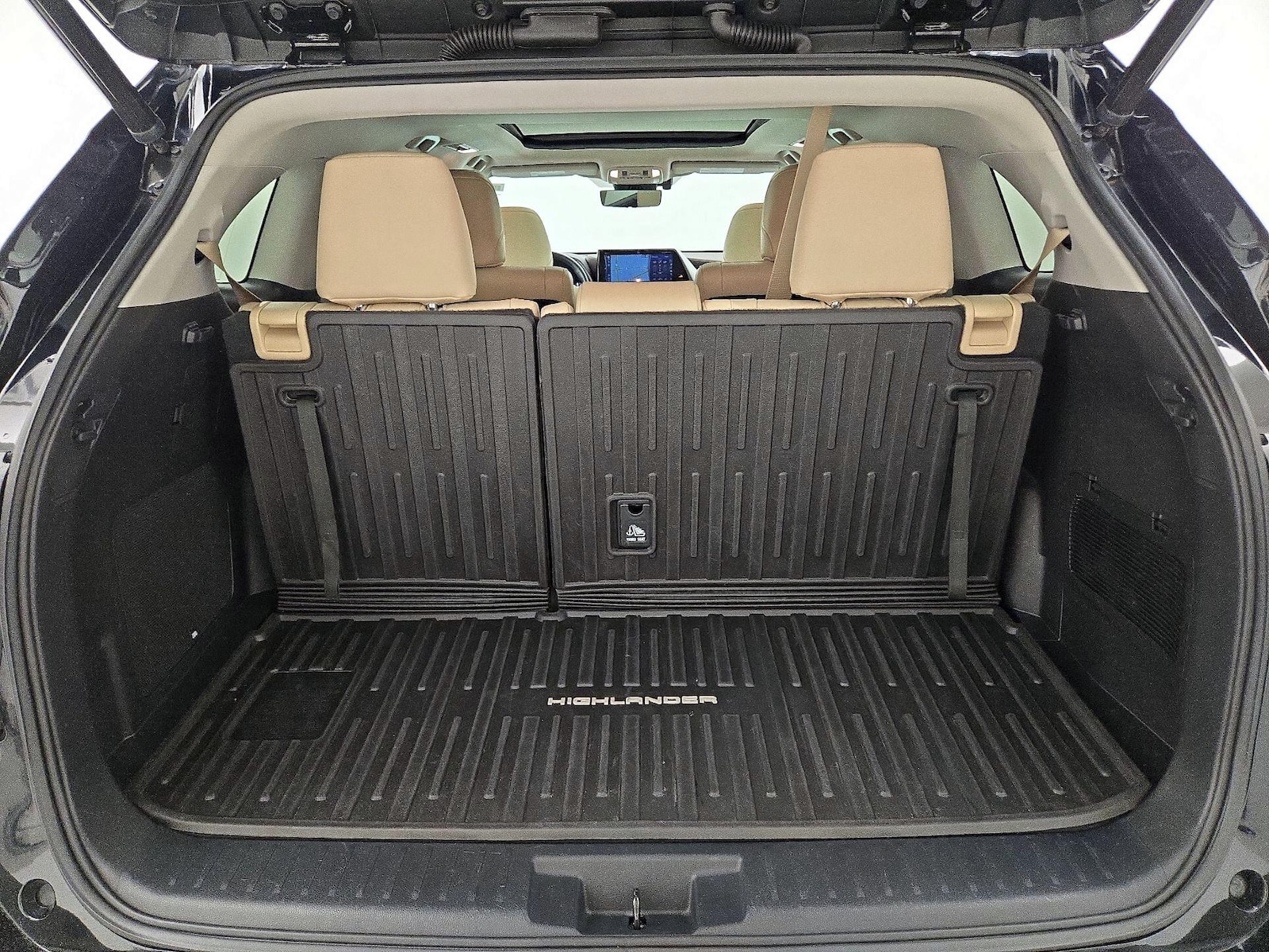 2022 Toyota Highlander Platinum - Photo 24