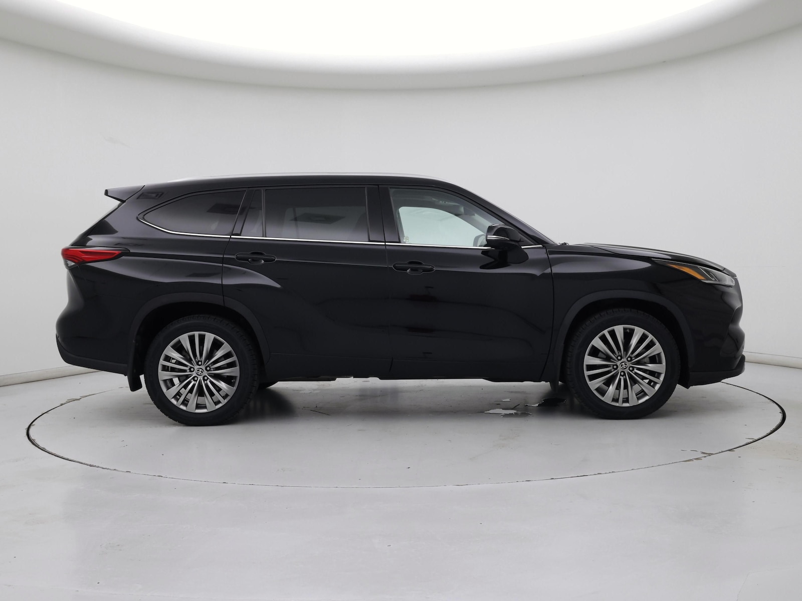 2022 Toyota Highlander Platinum - Photo 8