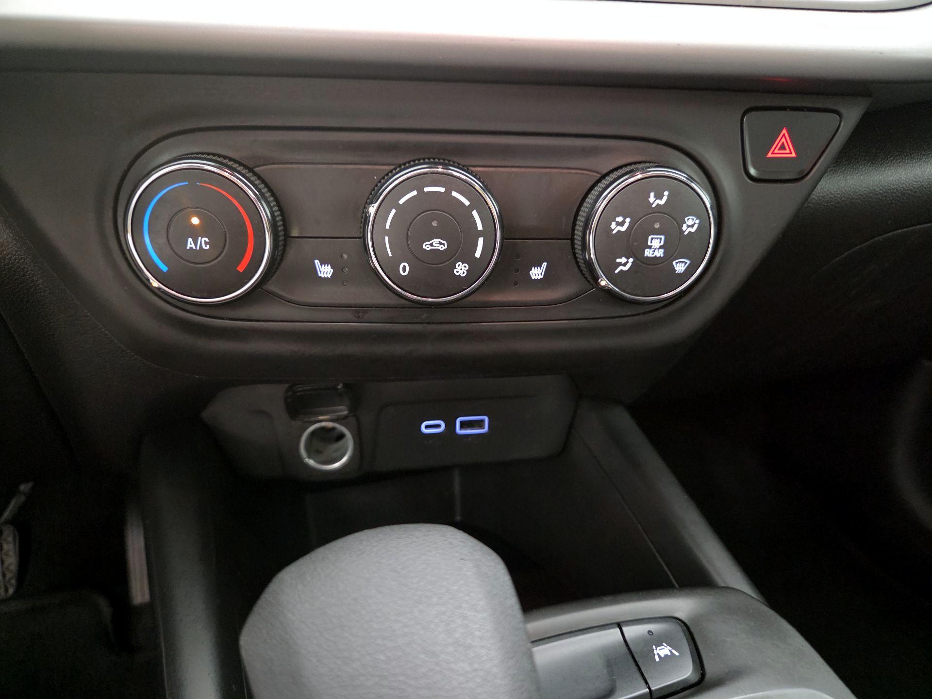 Thumbnail: 2024 Chevrolet Trax - 16