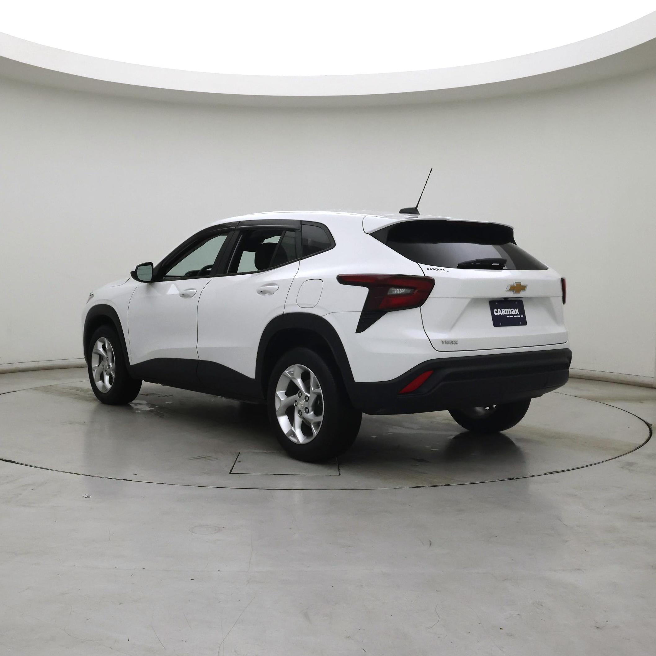 Thumbnail: 2024 Chevrolet Trax - 2