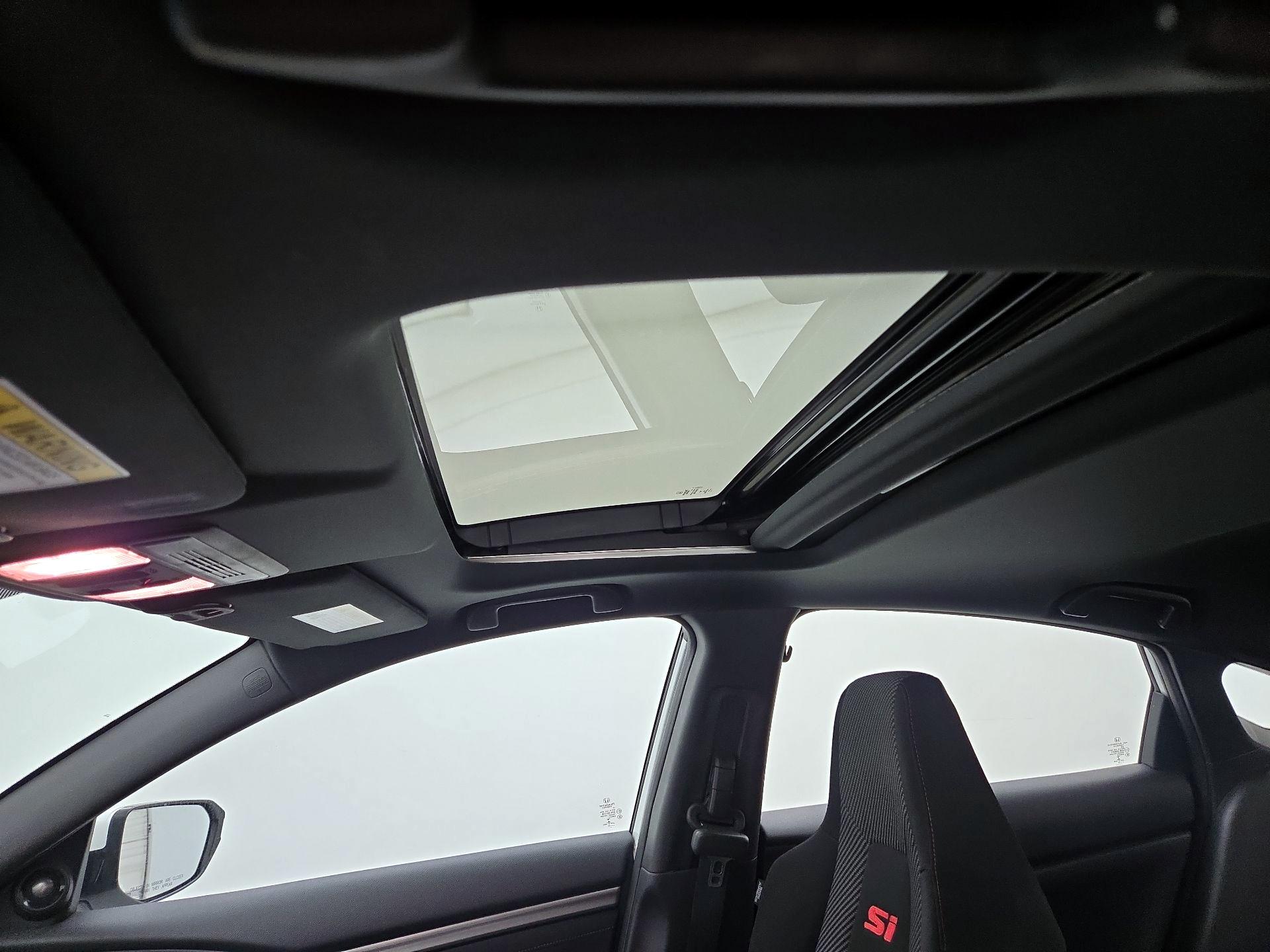 Thumbnail: 2019 Honda Civic - 19