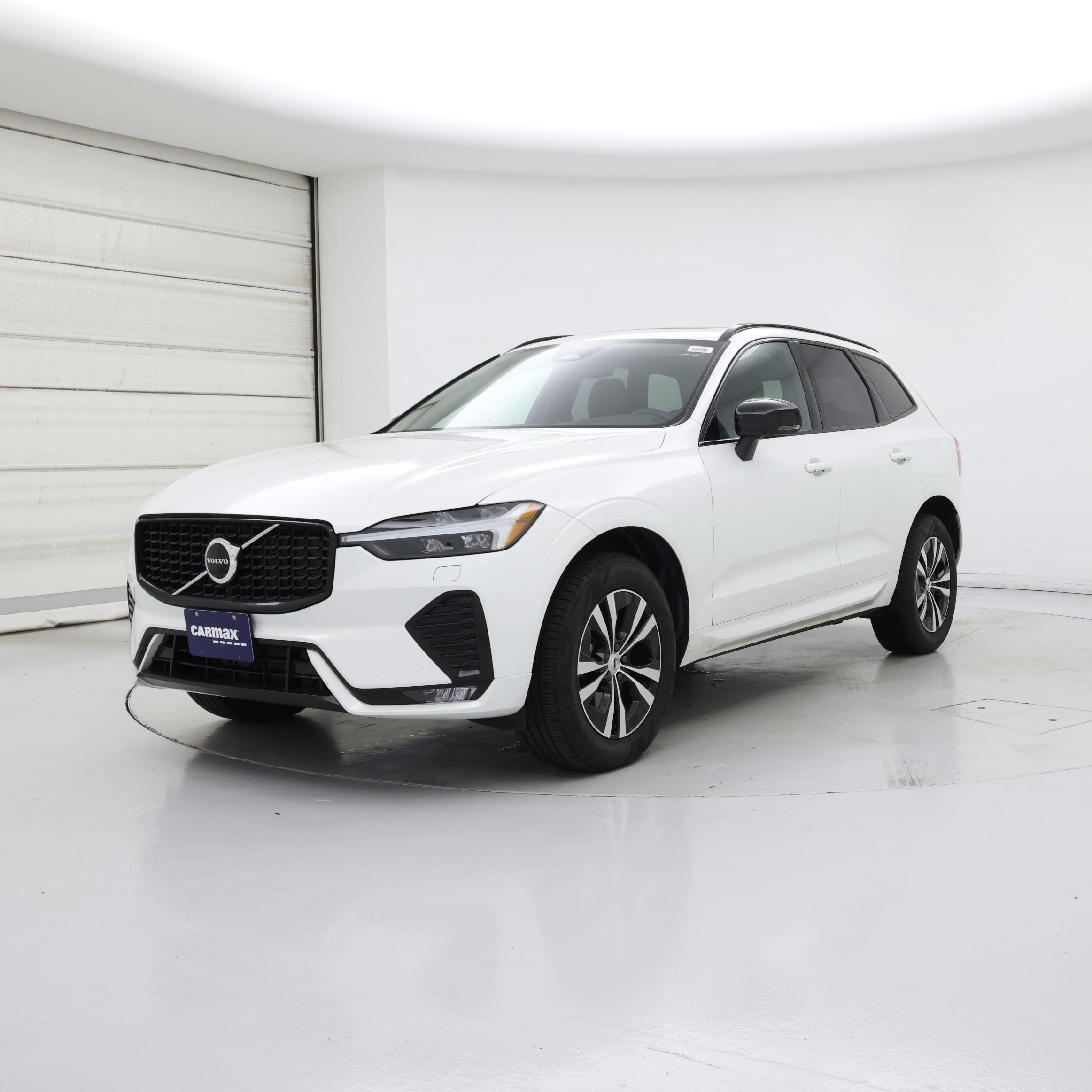 Thumbnail: 2025 Volvo XC60 - 4