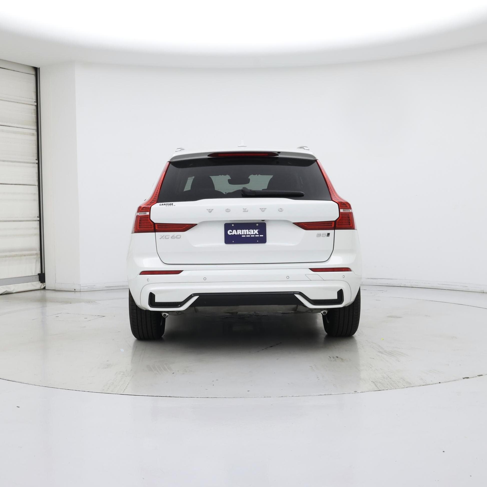Thumbnail: 2025 Volvo XC60 - 6