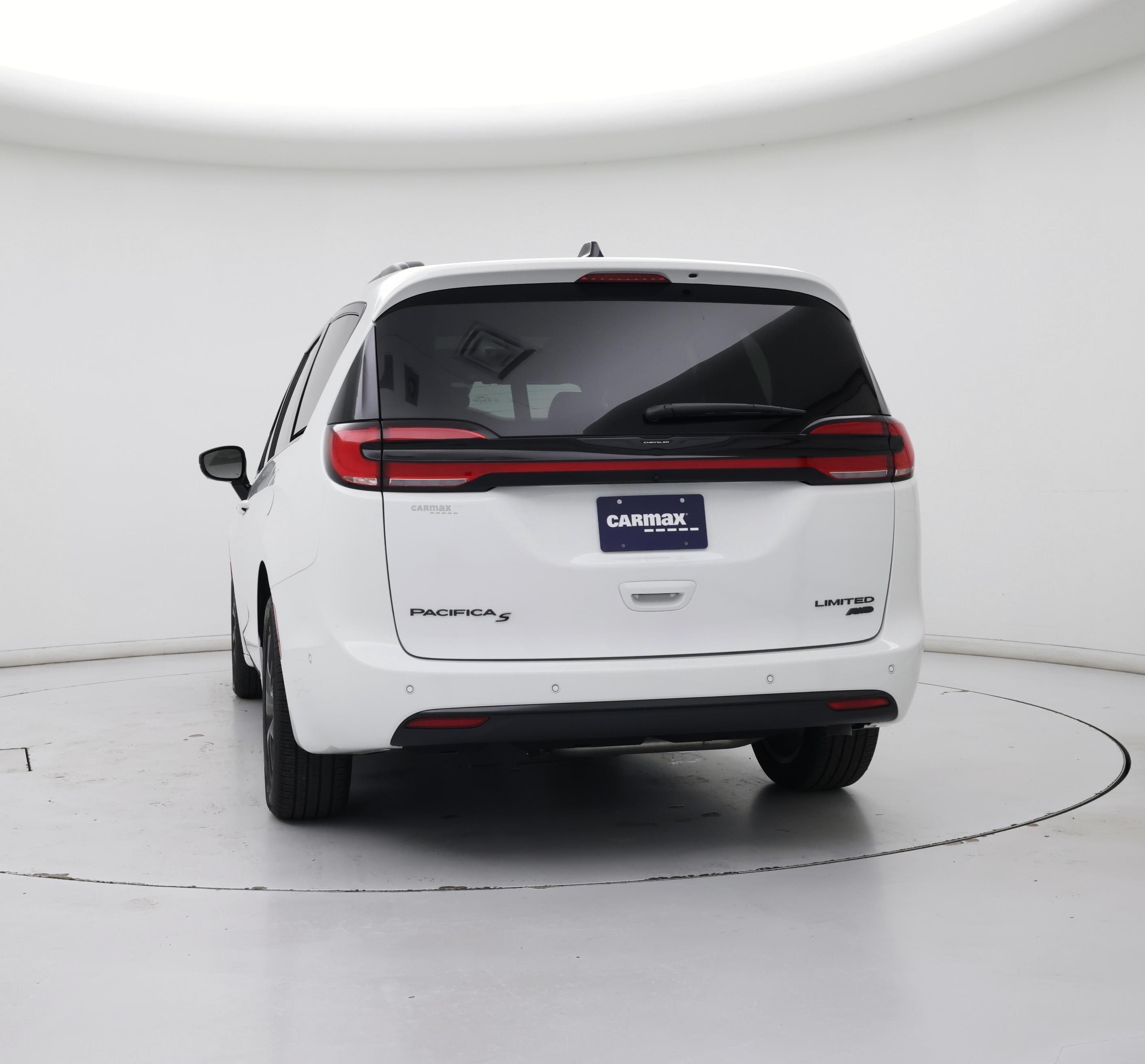 Thumbnail: 2025 Chrysler Pacifica - 6