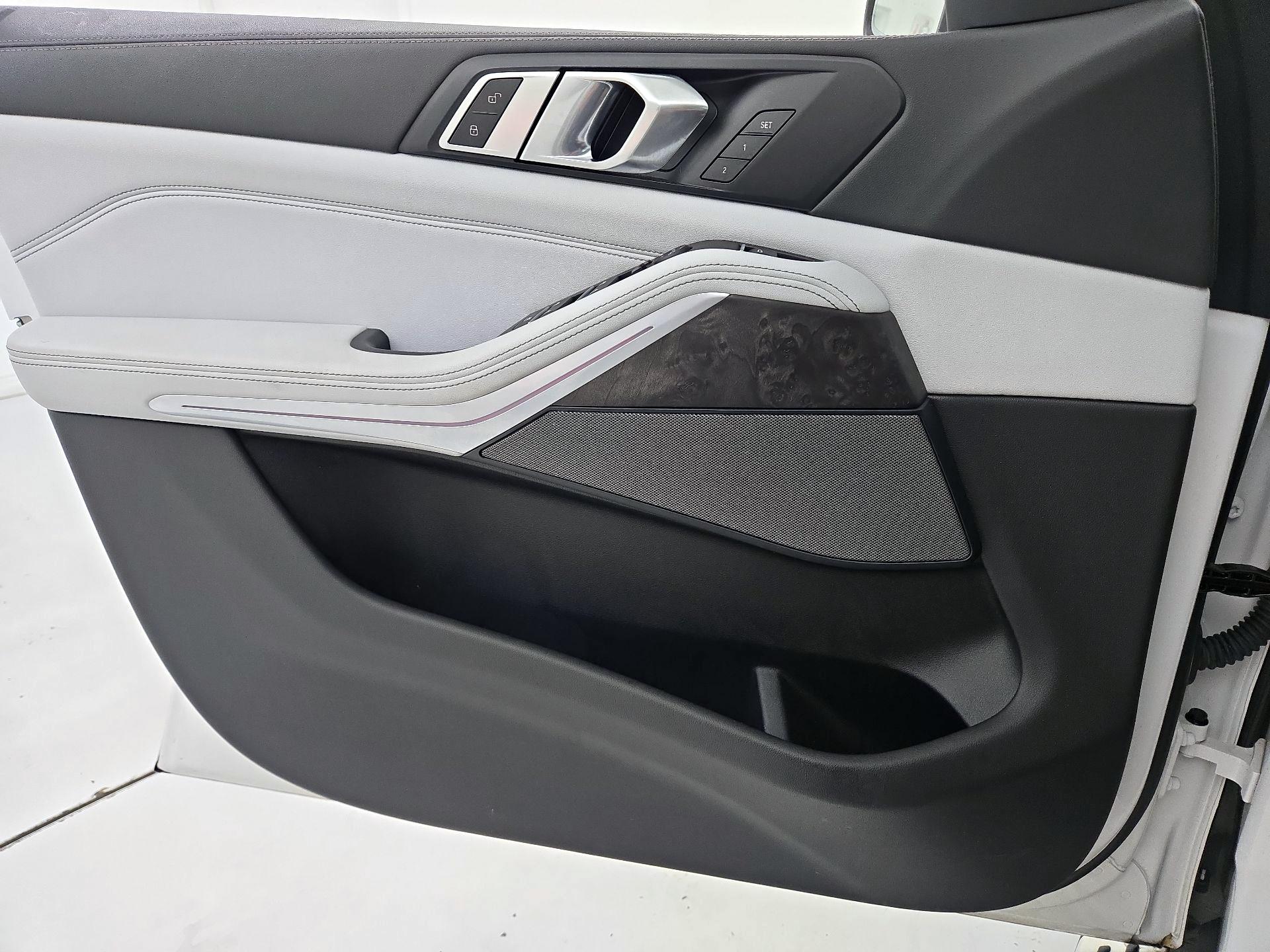 Thumbnail: 2024 BMW X5 - 12