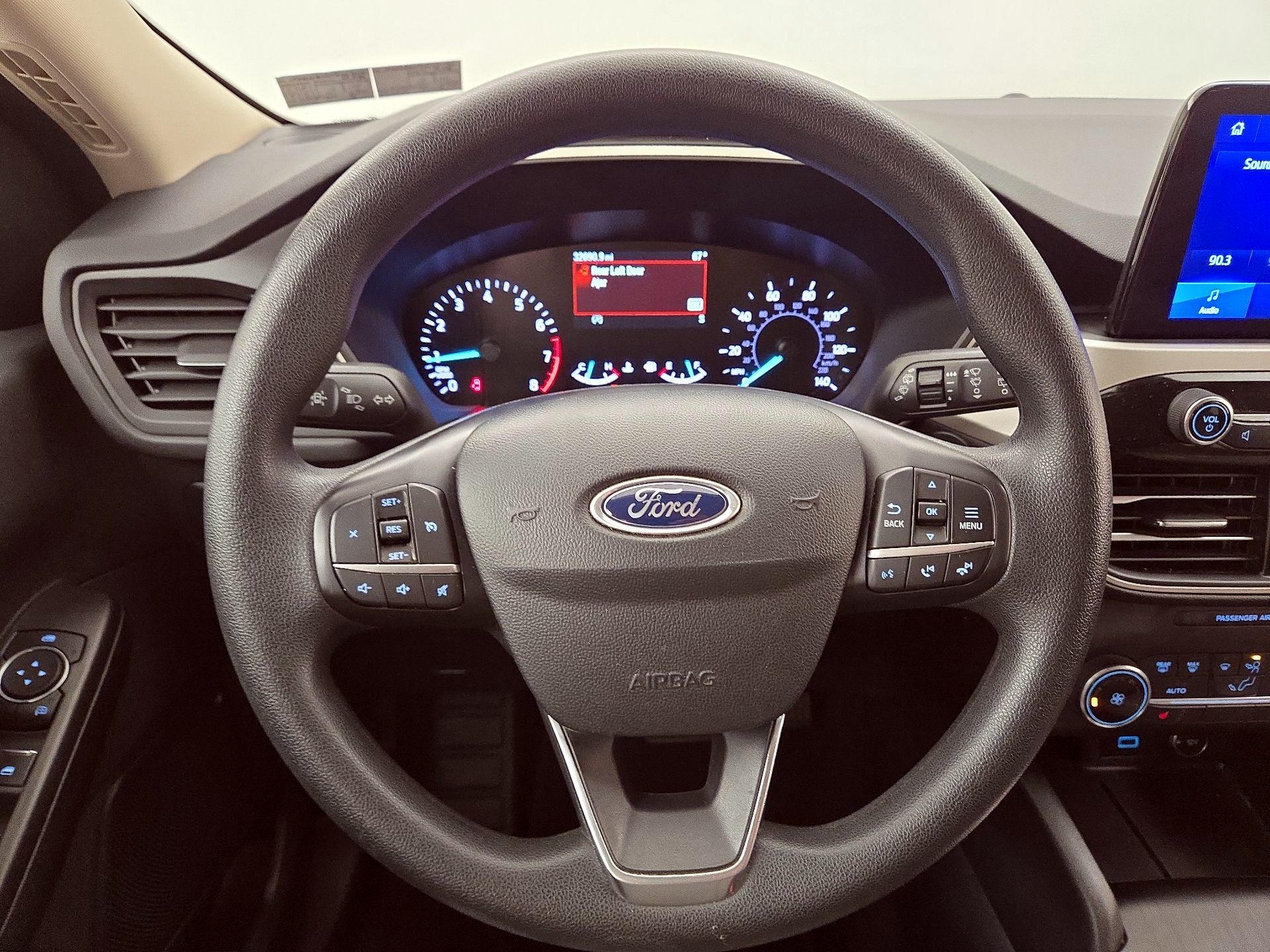 Thumbnail: 2020 Ford Escape - 10