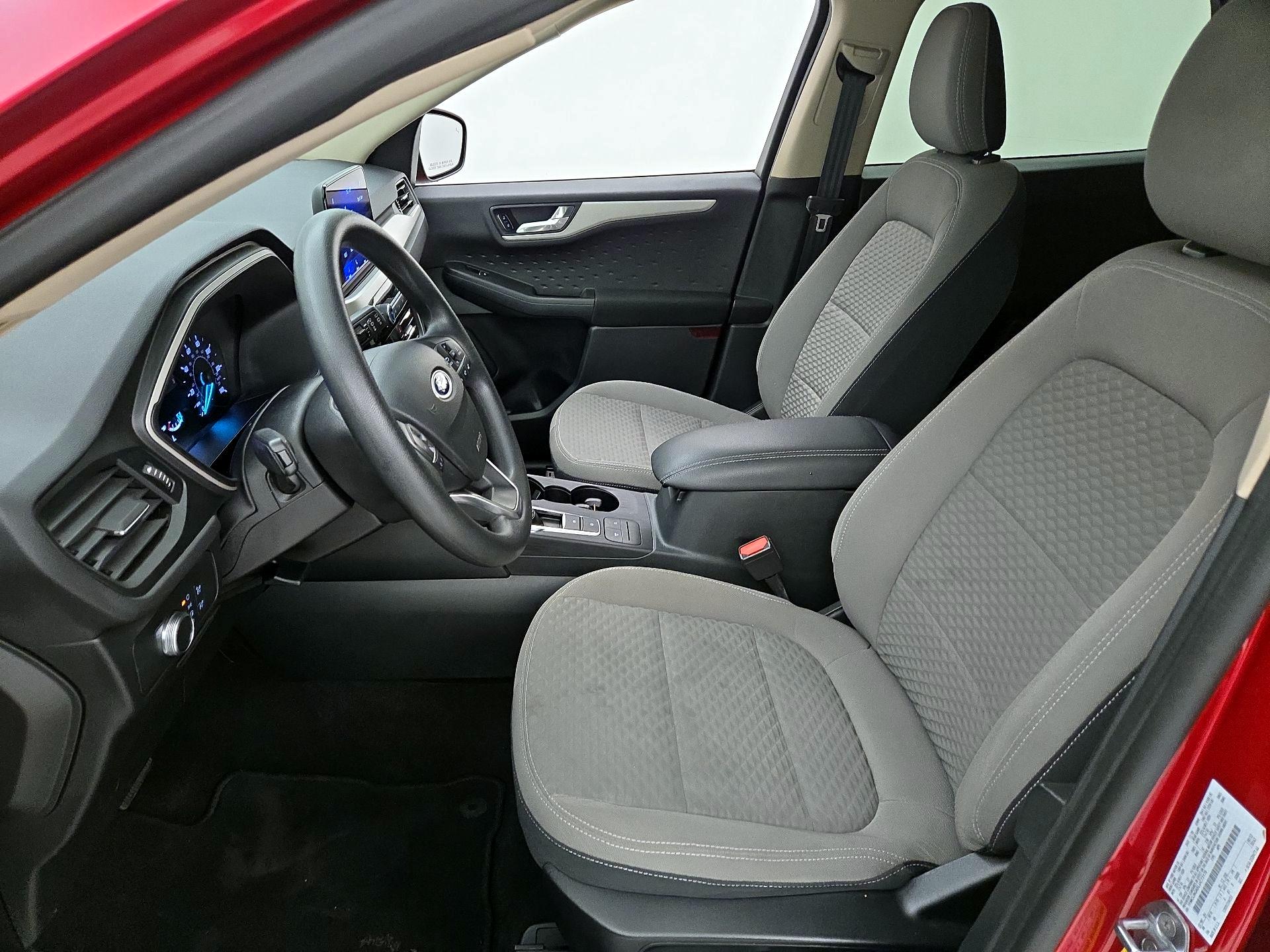 Thumbnail: 2020 Ford Escape - 11