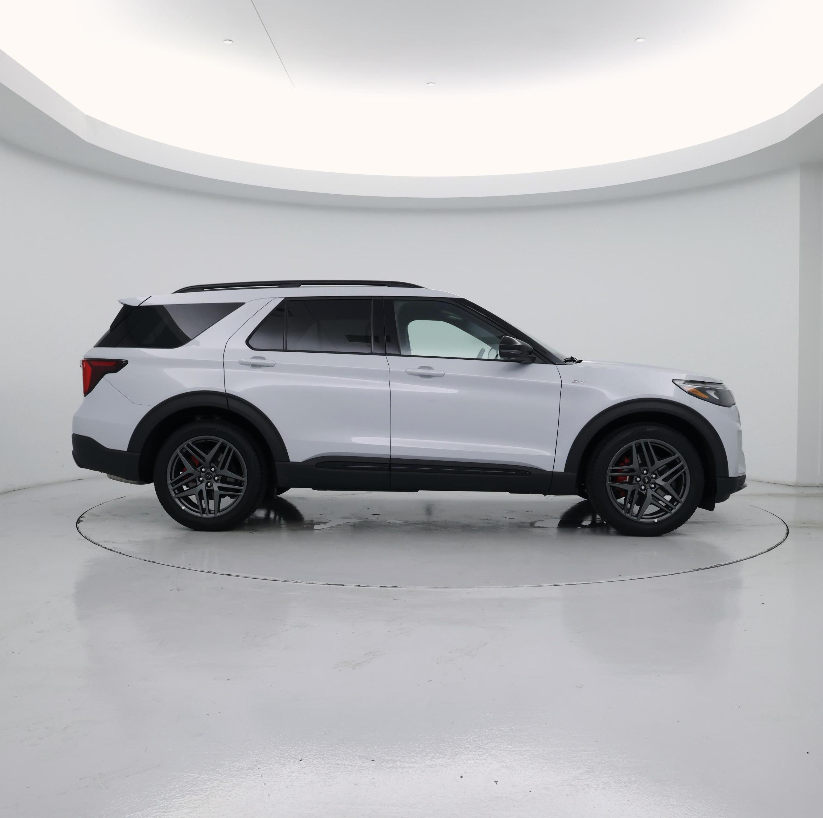 Thumbnail: 2026 Ford Explorer - 7