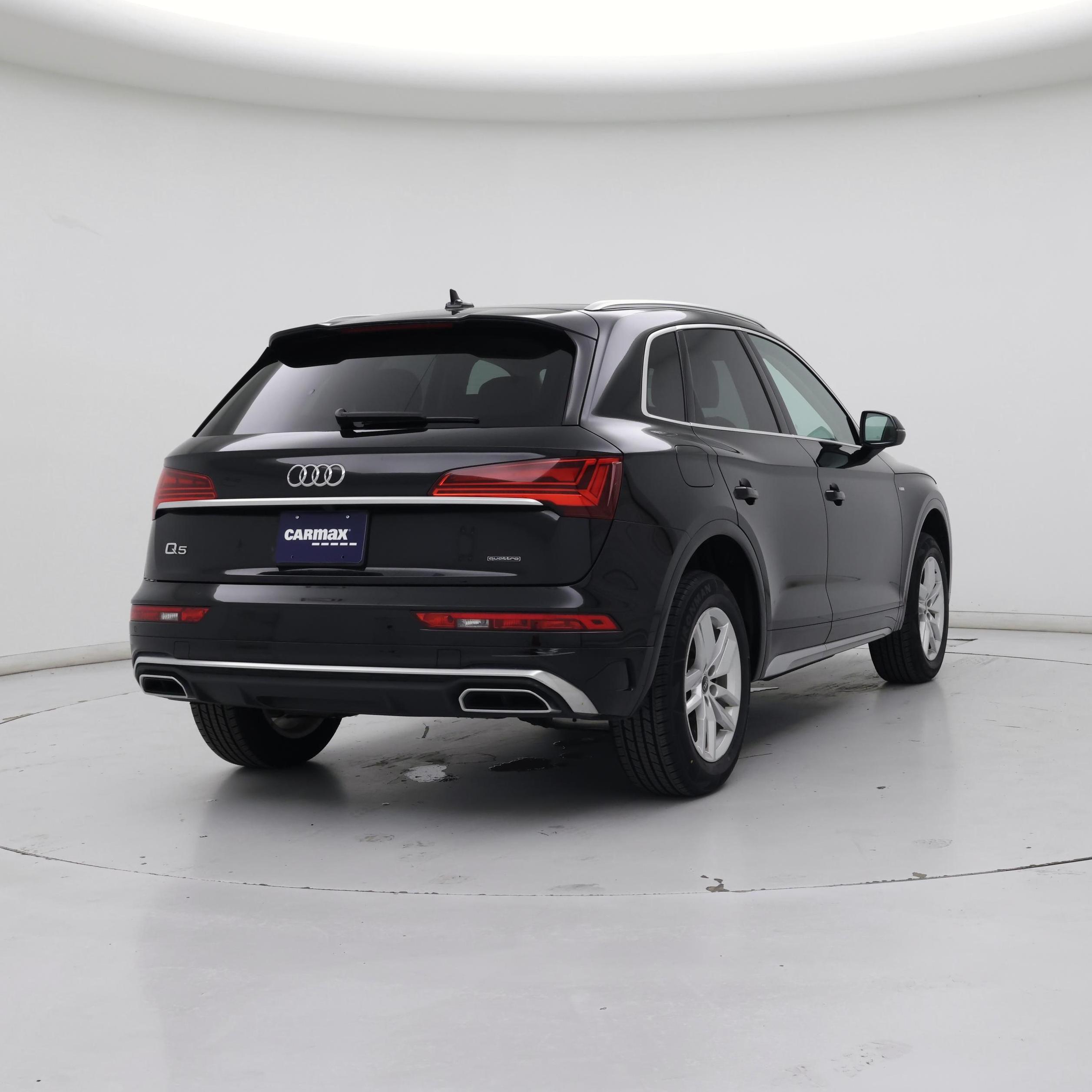 Thumbnail: 2024 Audi Q5 - 8