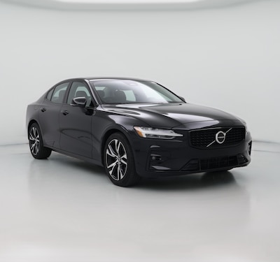 2024 Volvo S60 B5 Core Dark Theme