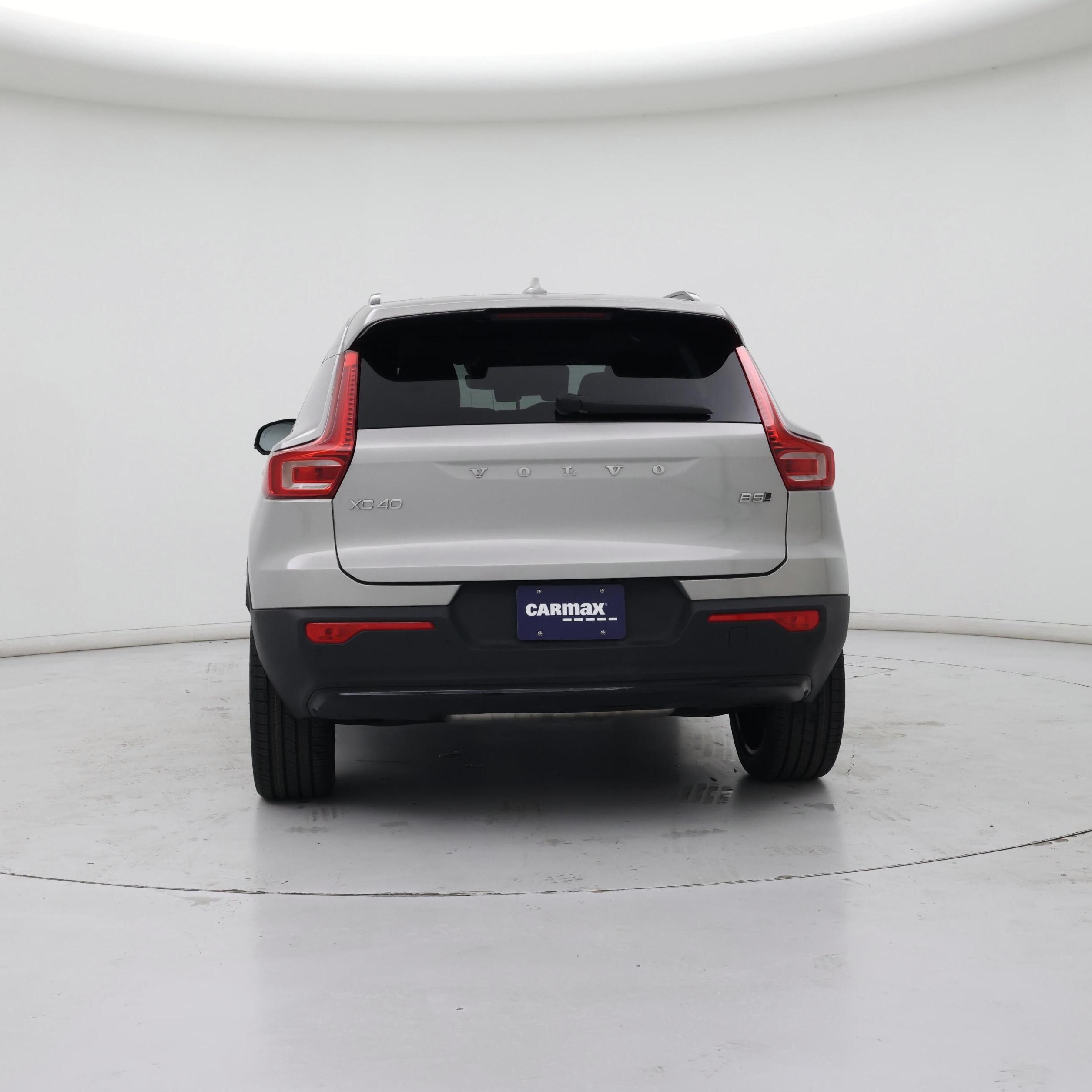 Thumbnail: 2023 Volvo XC40 - 6