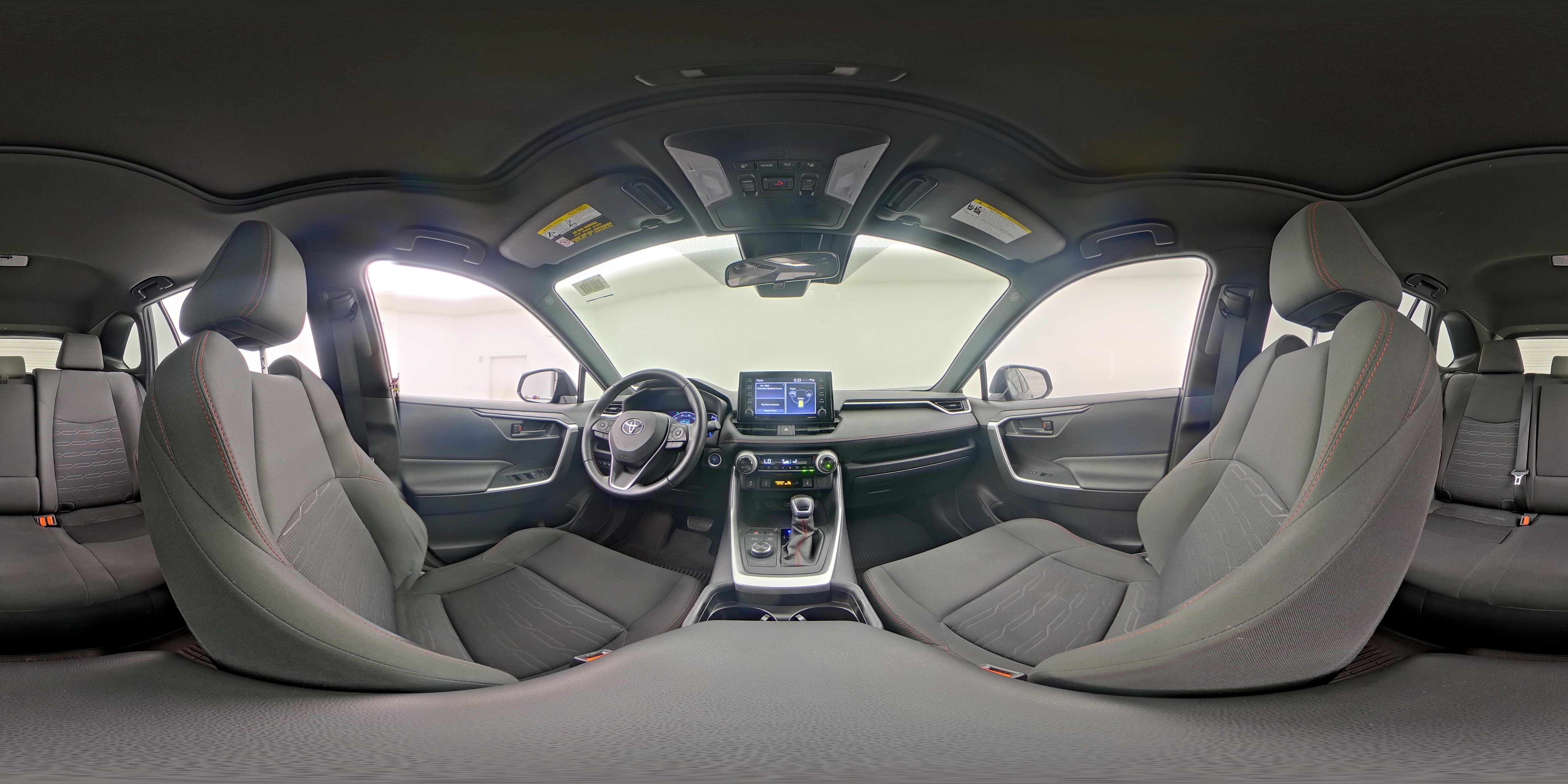 2021 Toyota RAV4 SE - Photo 25