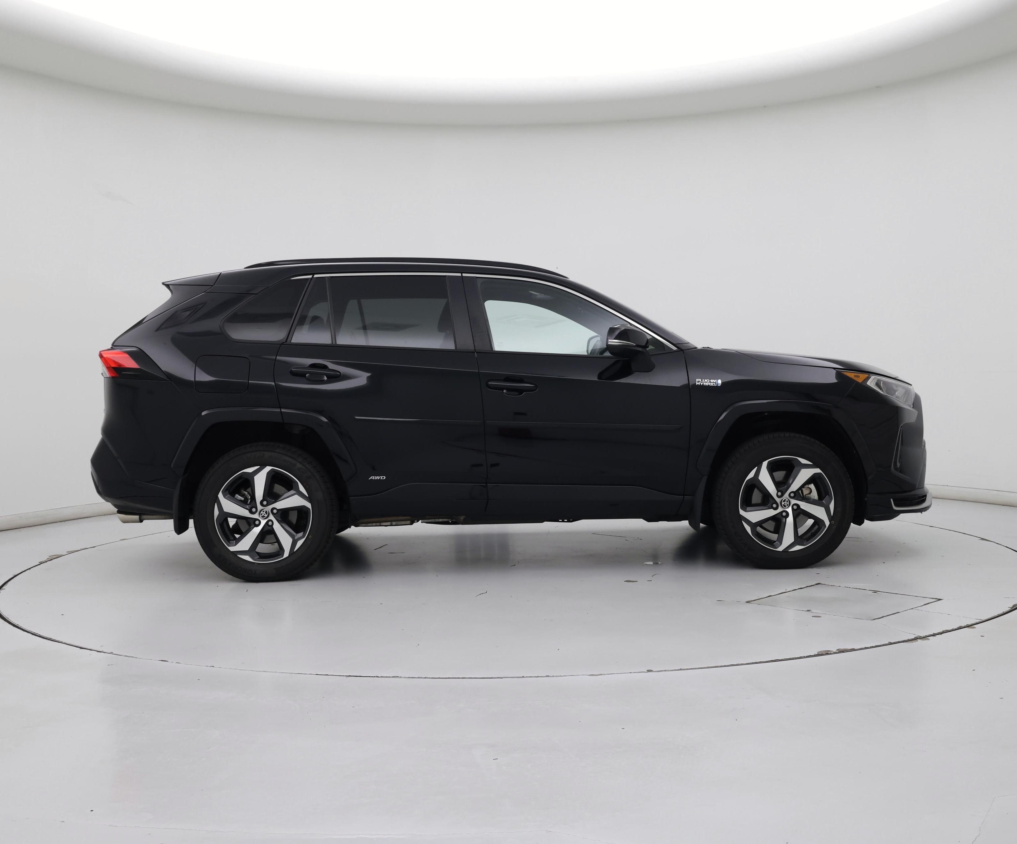 Thumbnail: 2021 Toyota RAV4 - 7