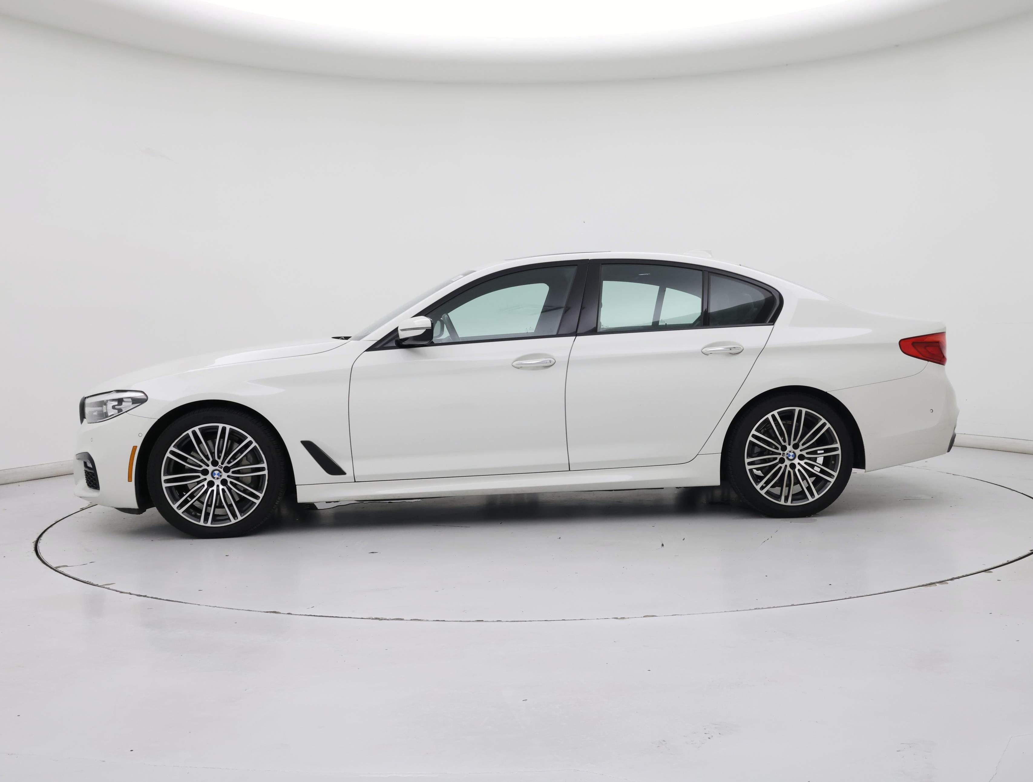 Thumbnail: 2018 BMW 5 Series - 3