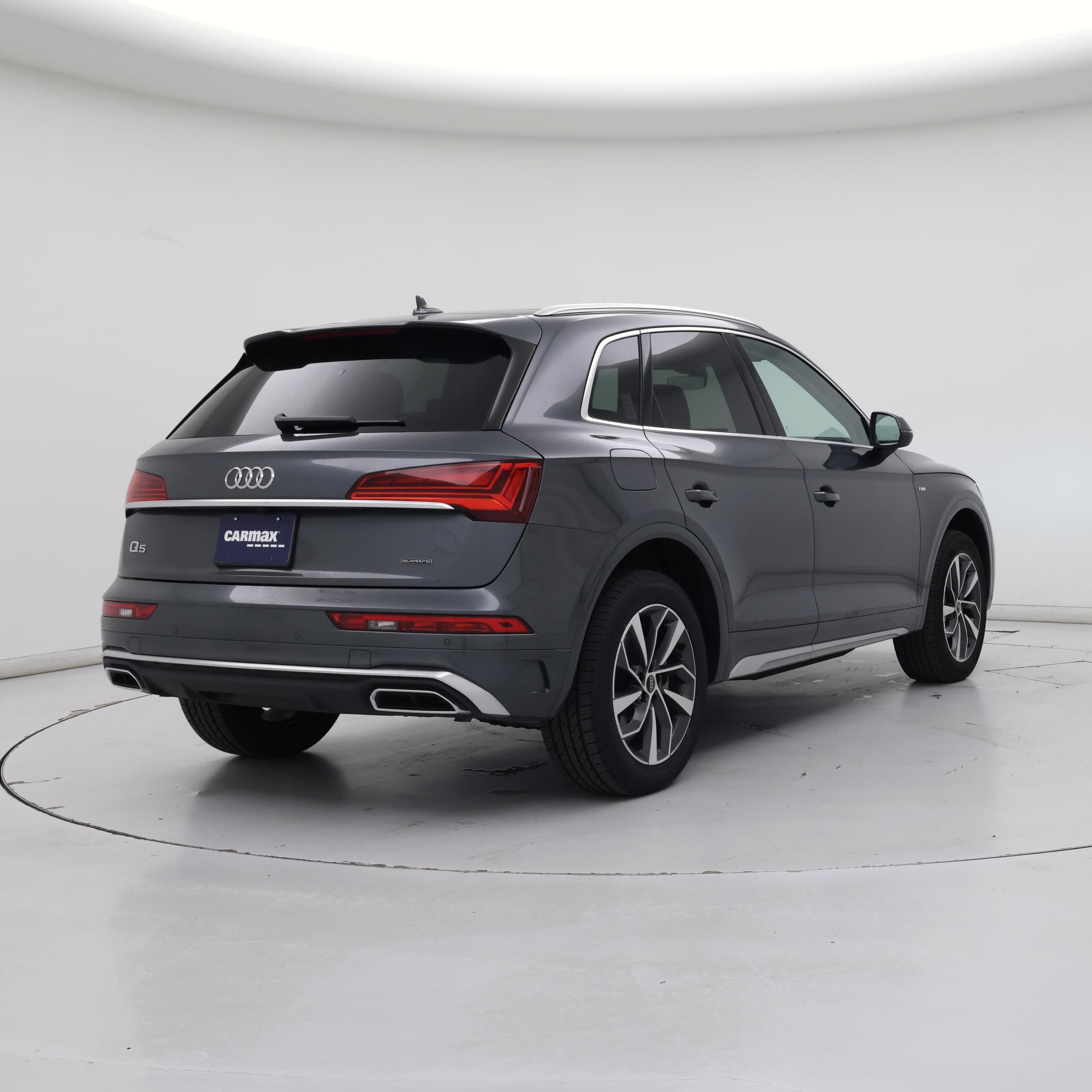 Thumbnail: 2023 Audi Q5 - 8