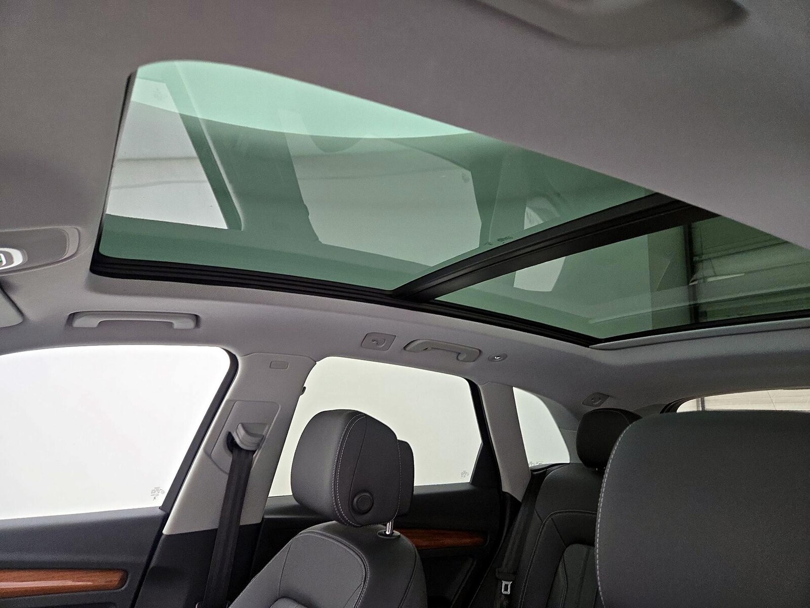 Panoramic Sunroof