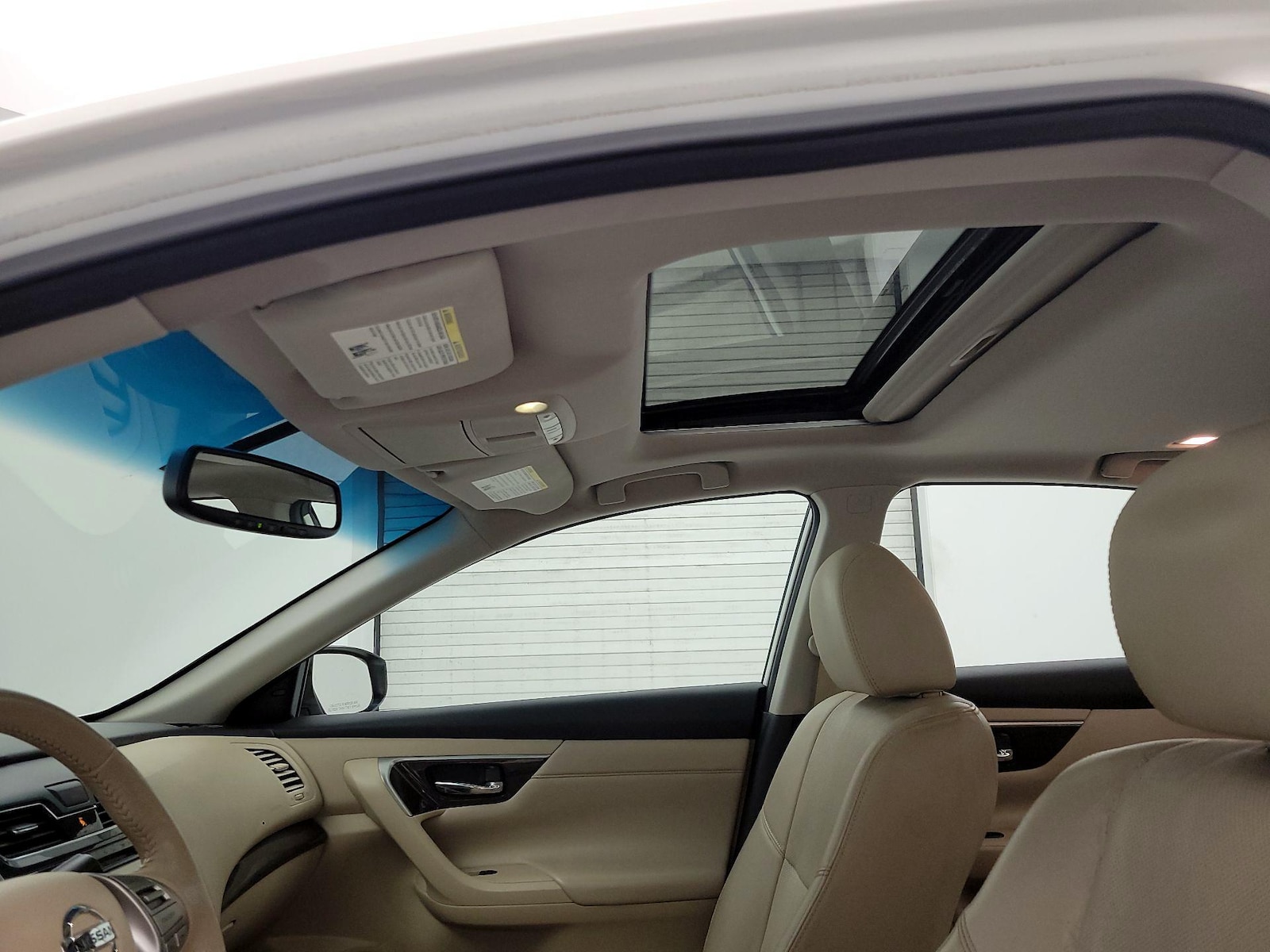 2015 Nissan Altima SL - Photo 21