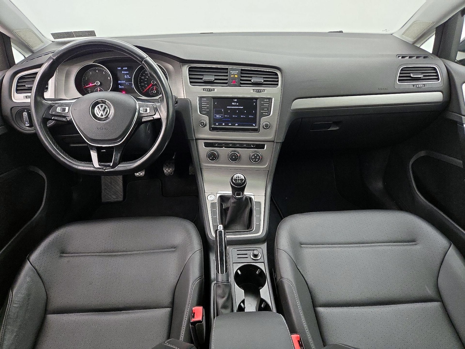 2017 Volkswagen Golf Wolfsburg Edition - Photo 10