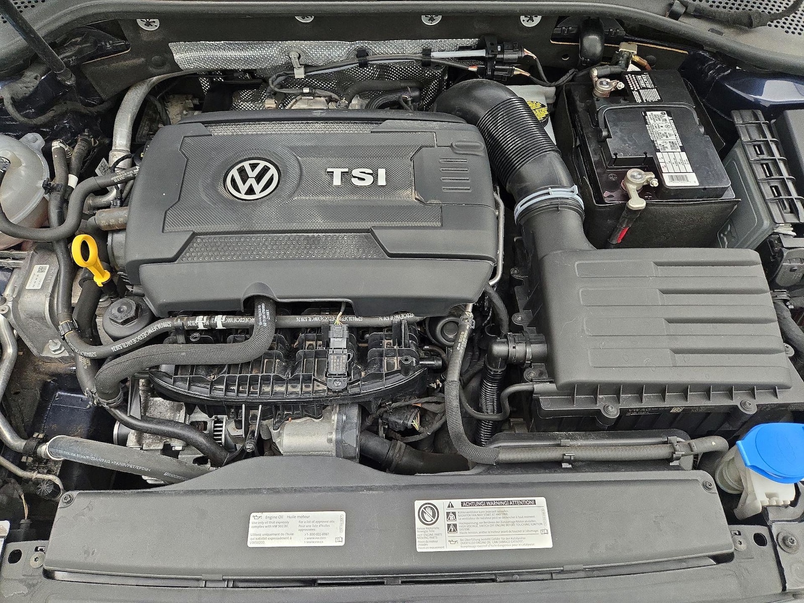 2017 Volkswagen Golf Wolfsburg Edition - Photo 23