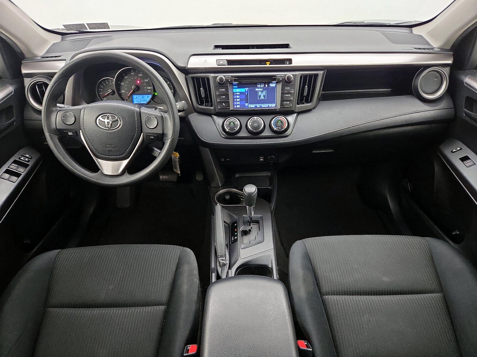 Thumbnail: 2016 Toyota RAV4 - 9
