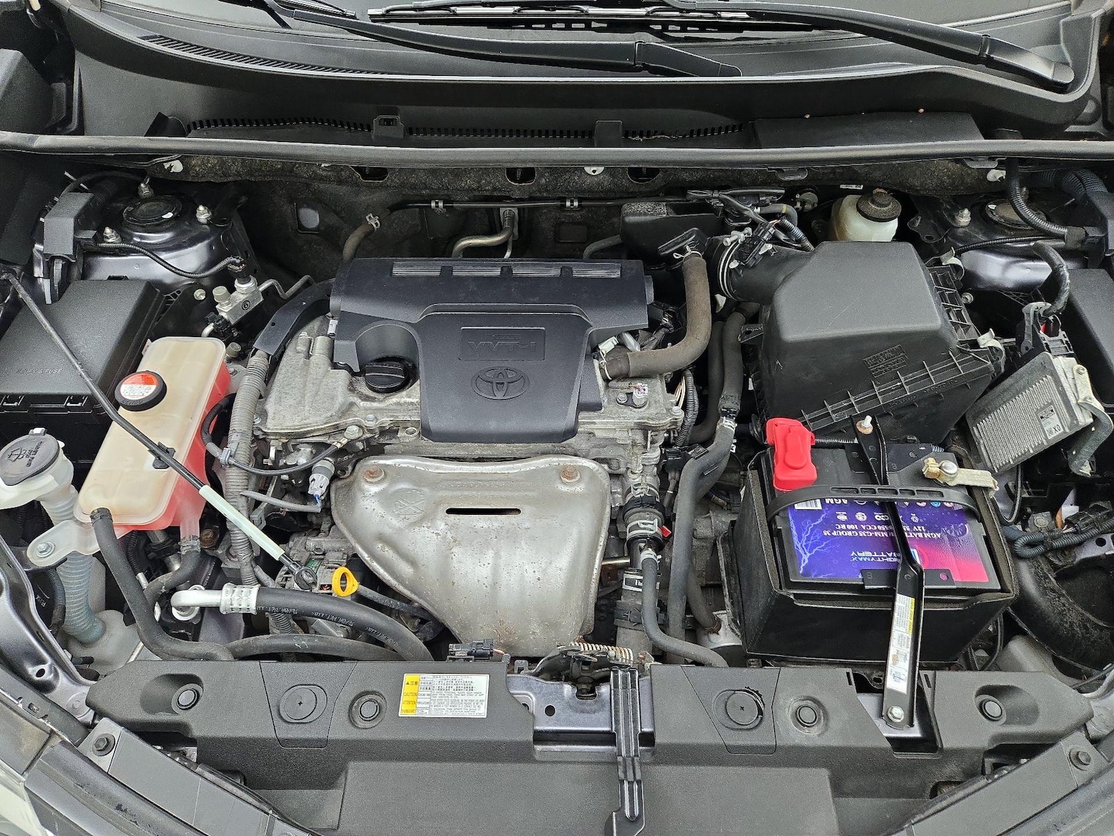 2016 Toyota RAV4 LE - Photo 22
