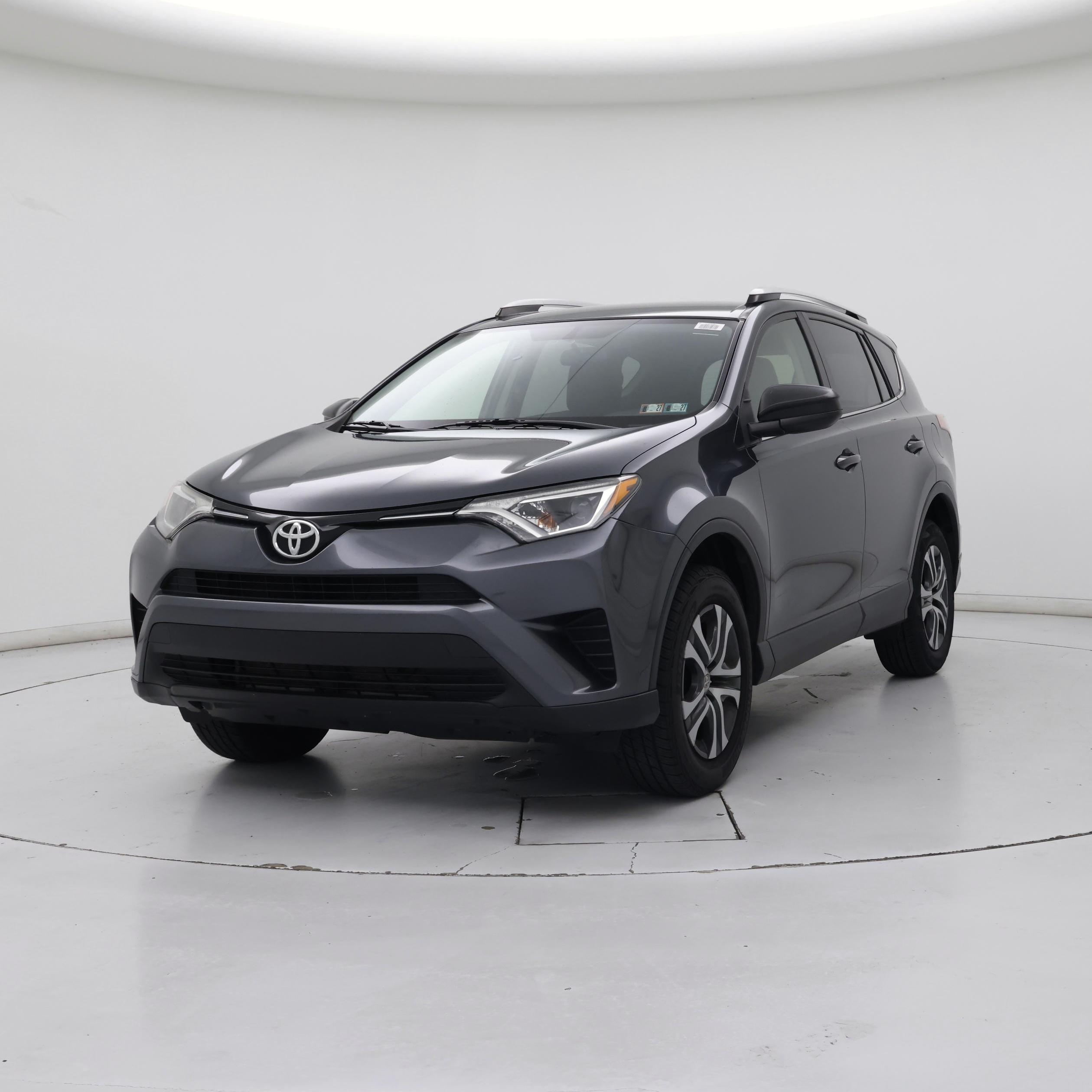 Thumbnail: 2016 Toyota RAV4 - 4
