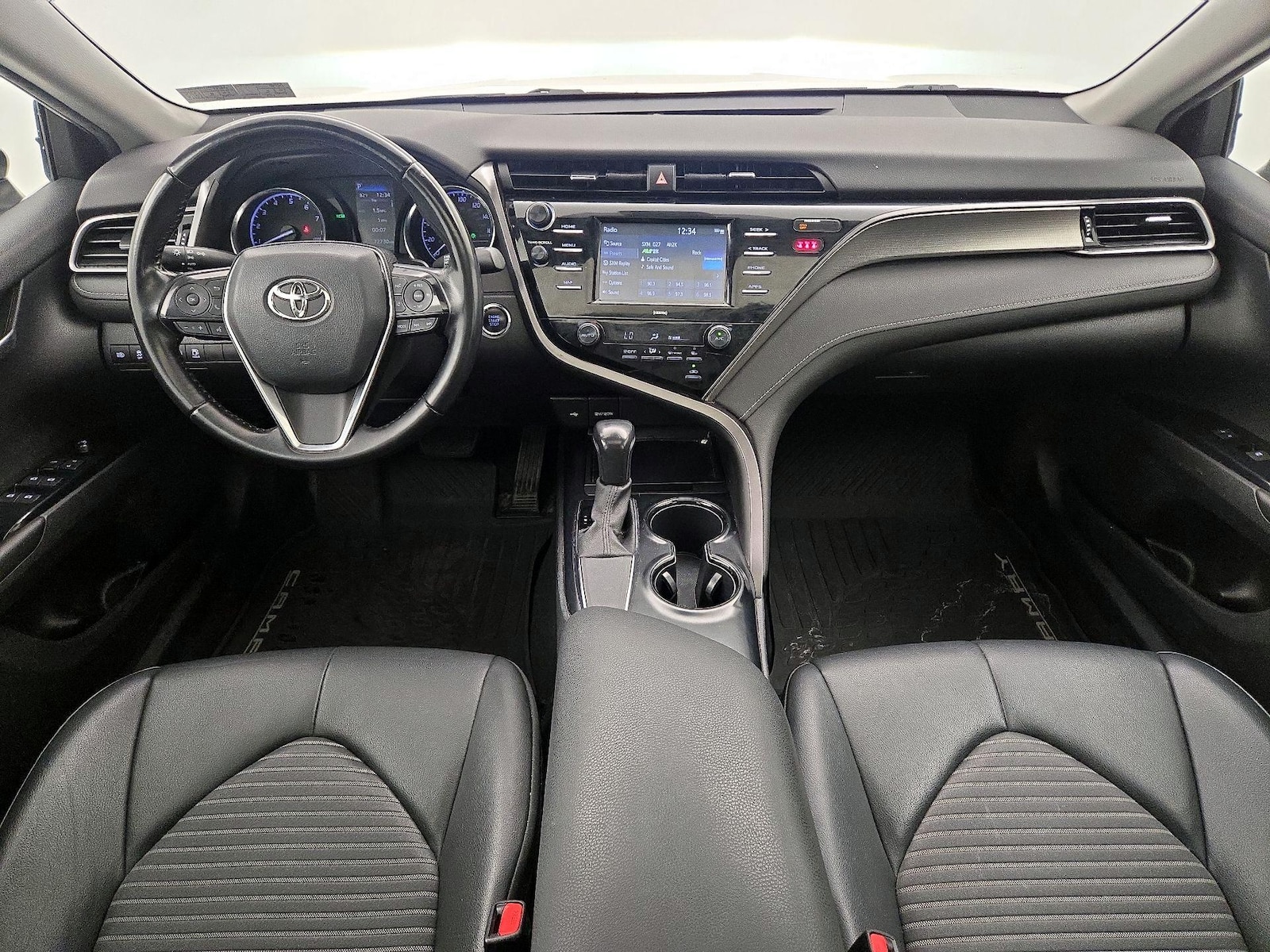 Apple CarPlay® & Android Auto™