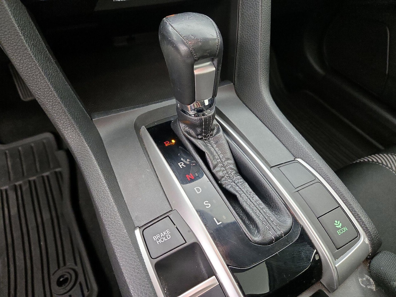 2018 Honda Civic EX-T - Photo 18