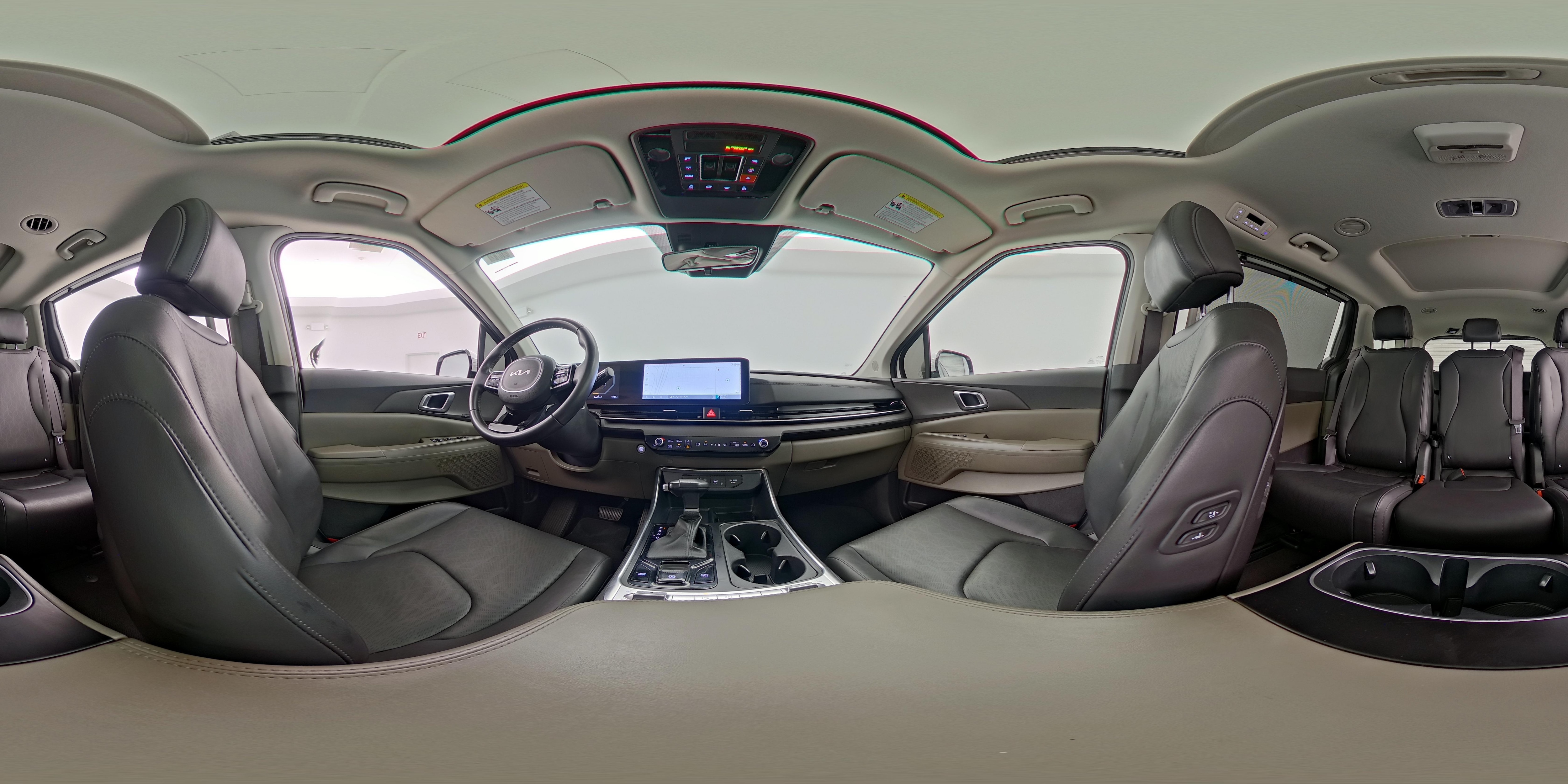 2025 Kia Carnival SX - Photo 28