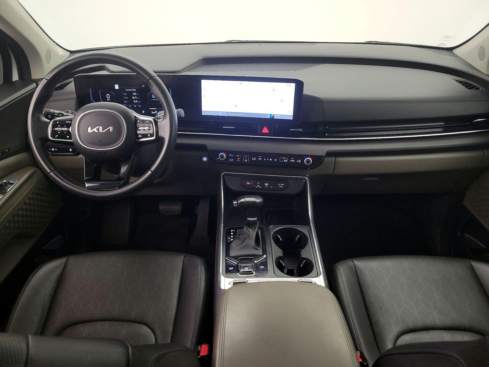 2025 Kia Carnival SX - Photo 10