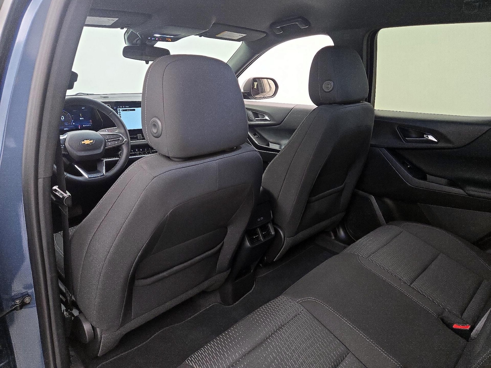 2025 Chevrolet Equinox LT - Photo 21