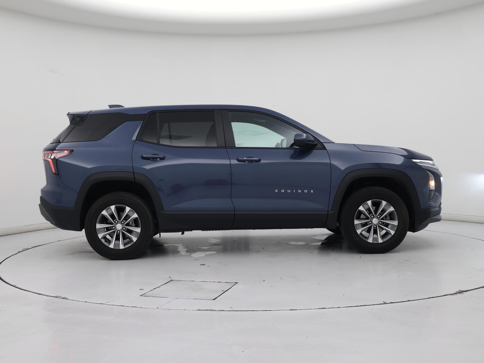 2025 Chevrolet Equinox LT - Photo 8