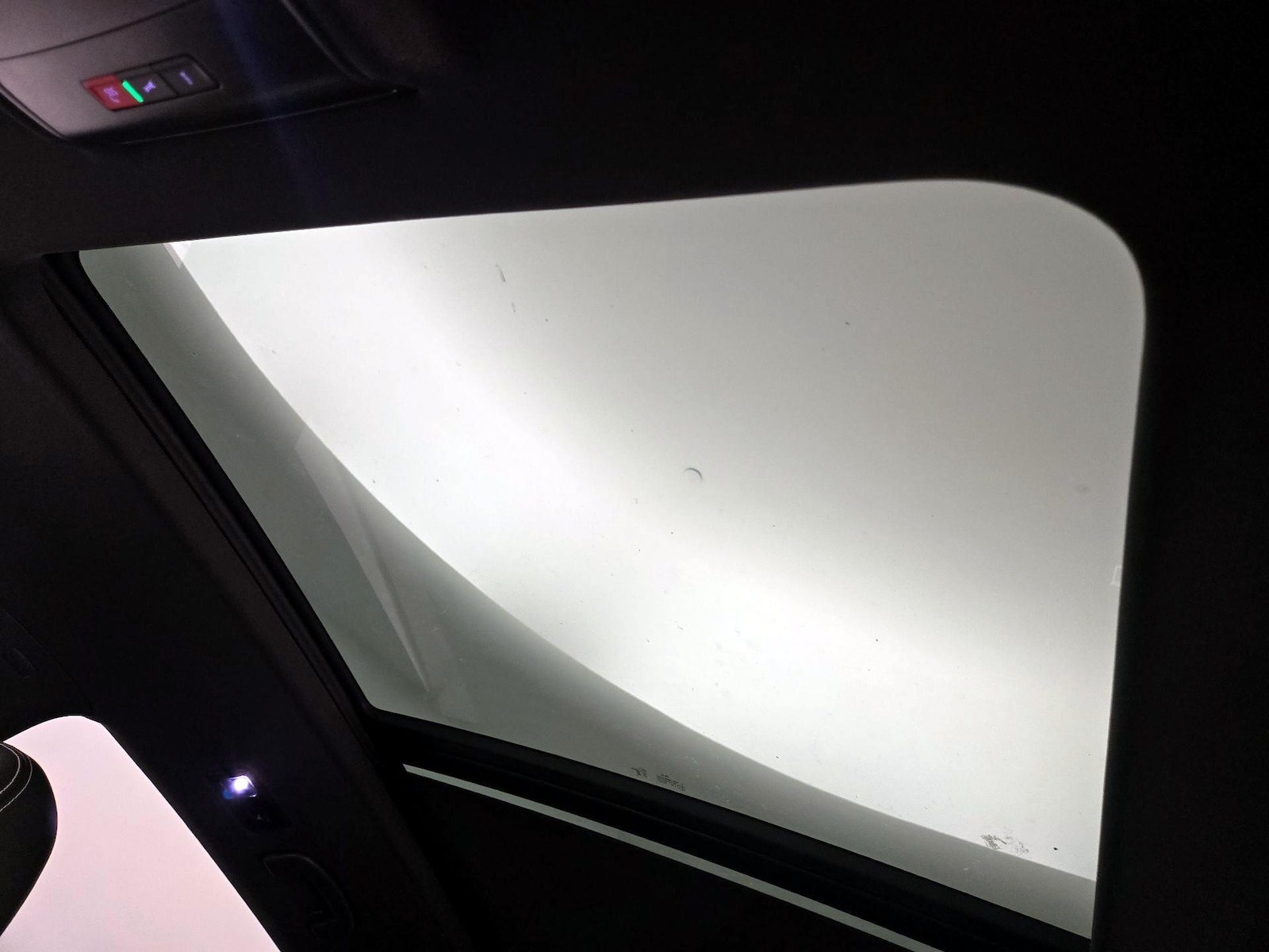 2023 Volkswagen Atlas Cross Sport SE w/Tech - Photo 20