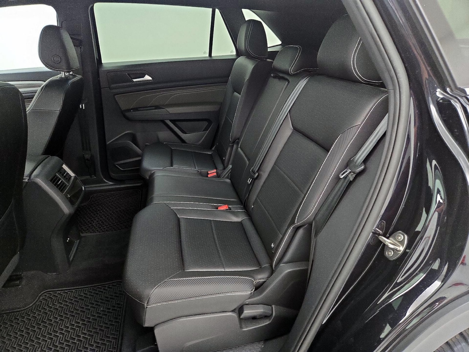 2023 Volkswagen Atlas Cross Sport SE w/Tech - Photo 21