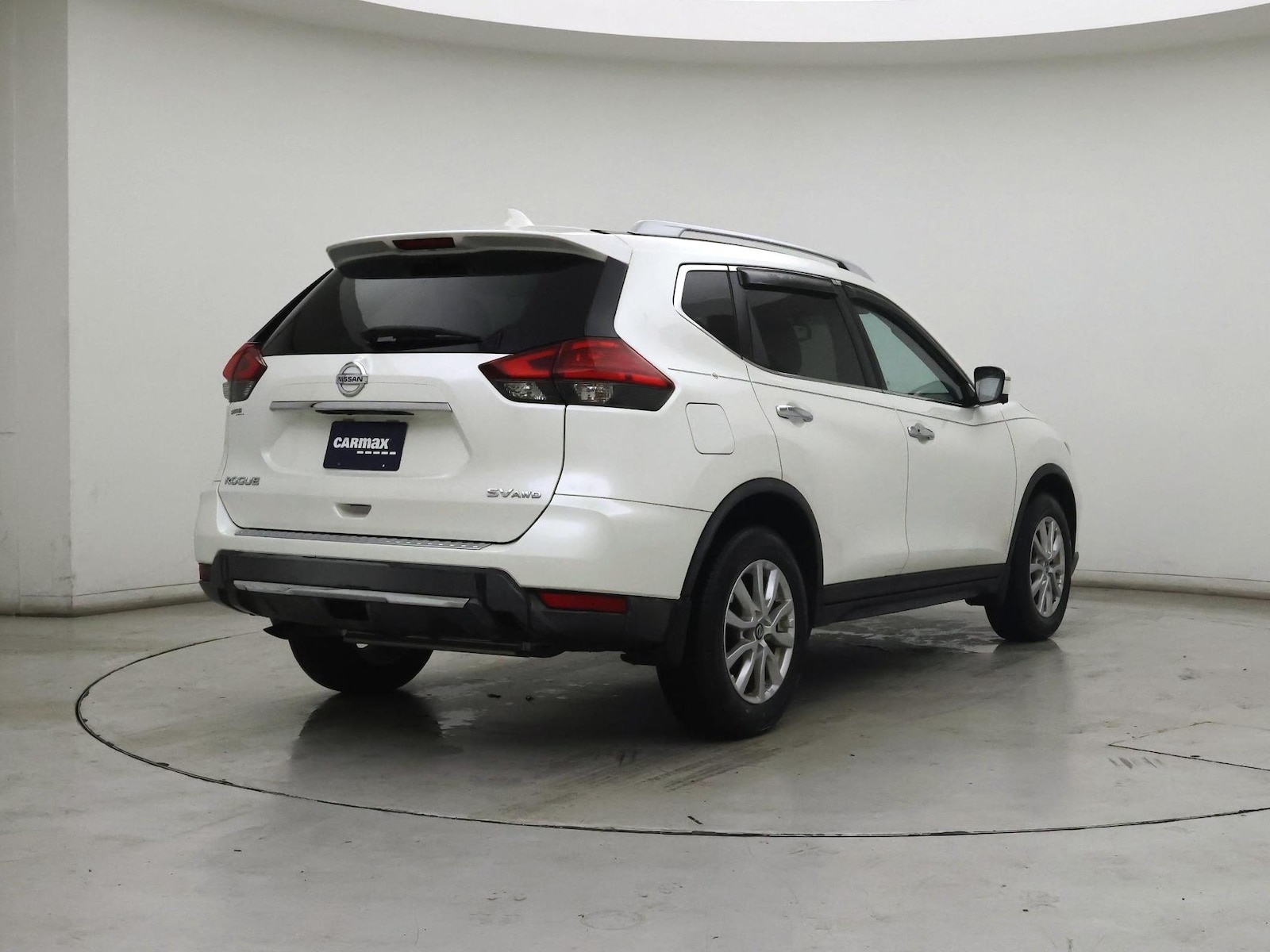 2017 Nissan Rogue SV - Photo 9