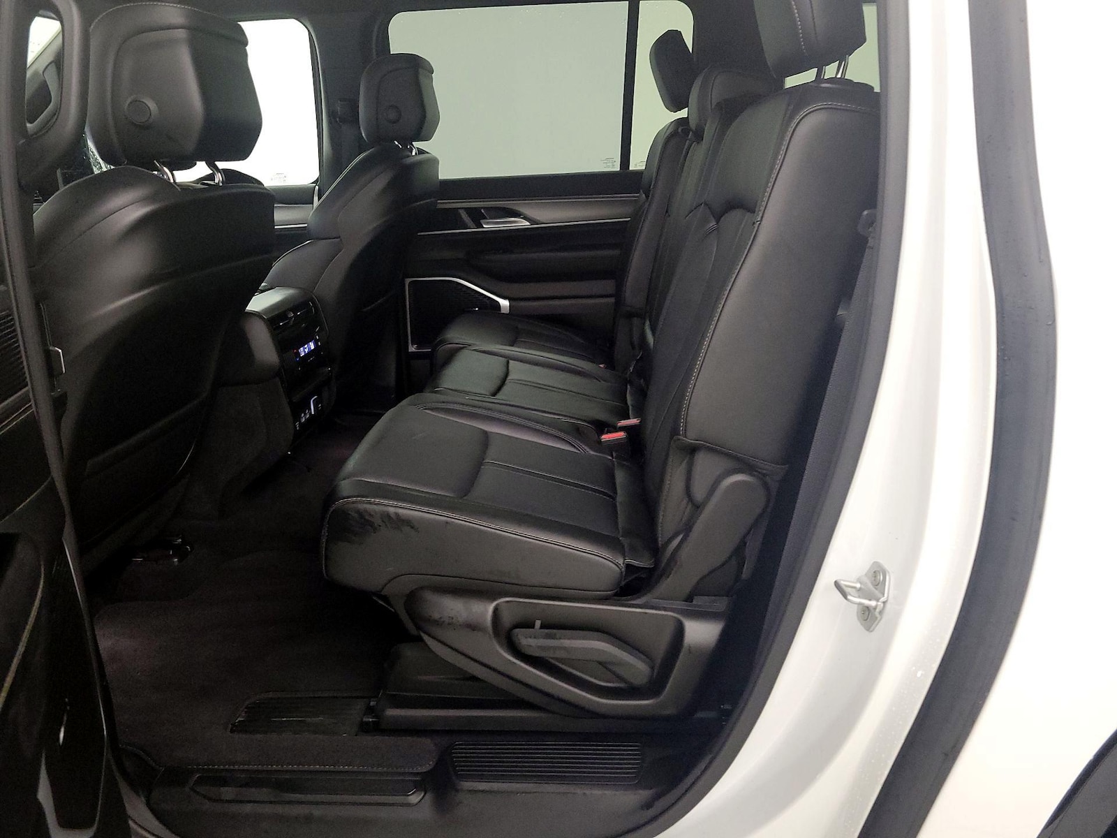 Rear Air Conditioning