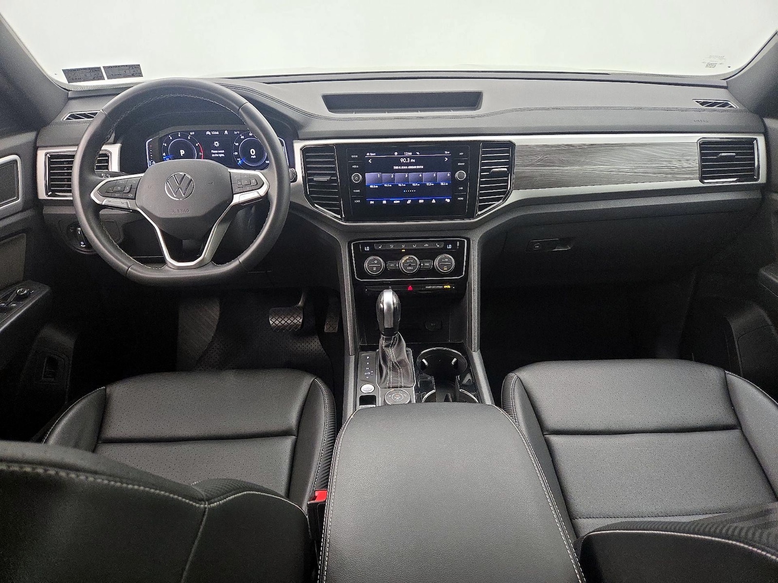 2023 Volkswagen Atlas Cross Sport SE w/Tech - Photo 10