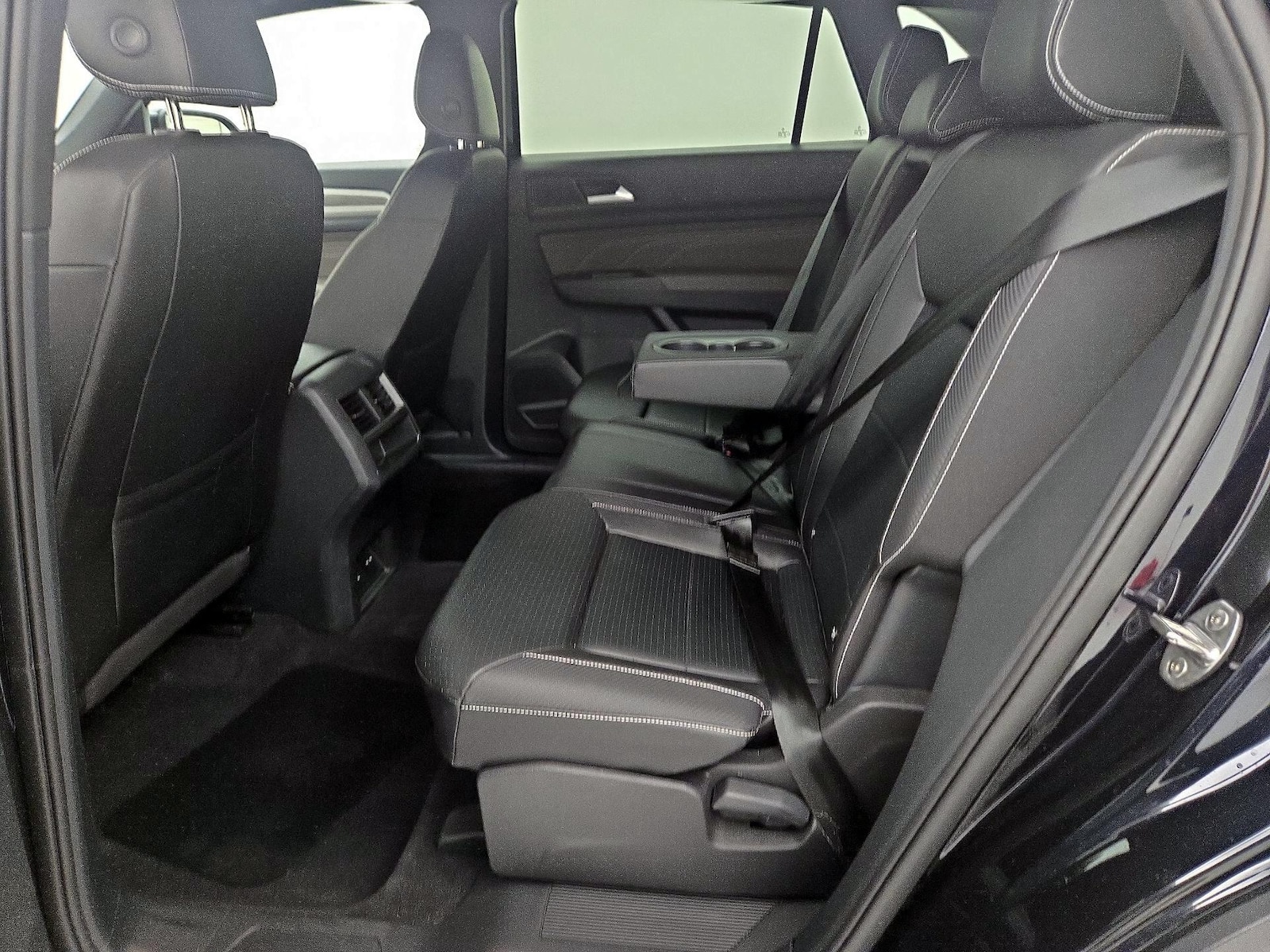 2023 Volkswagen Atlas Cross Sport SE w/Tech - Photo 20