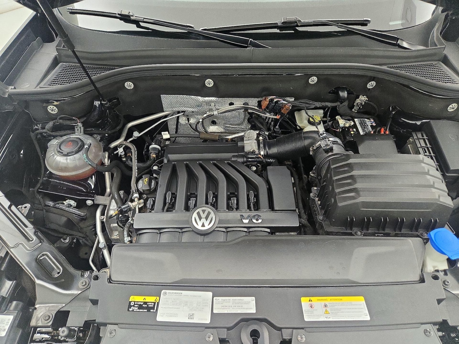 2023 Volkswagen Atlas Cross Sport SE w/Tech - Photo 22
