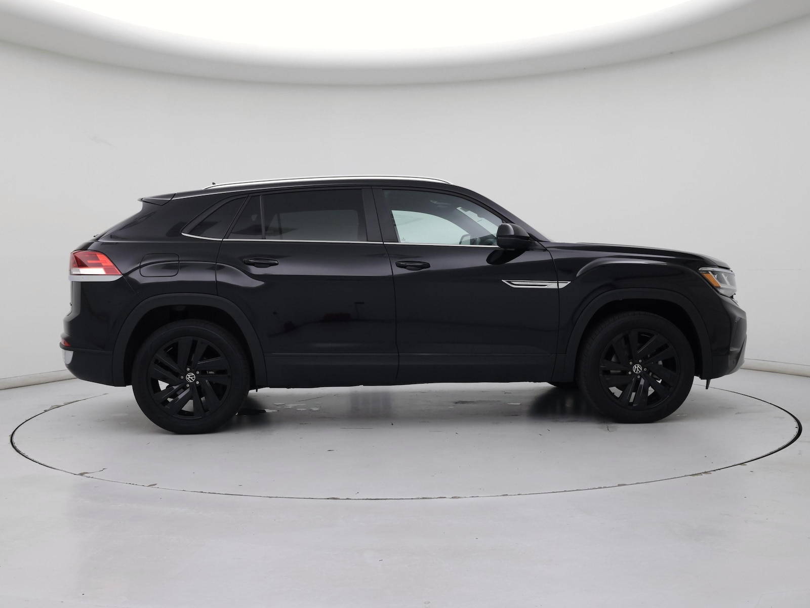 2023 Volkswagen Atlas Cross Sport SE w/Tech - Photo 8