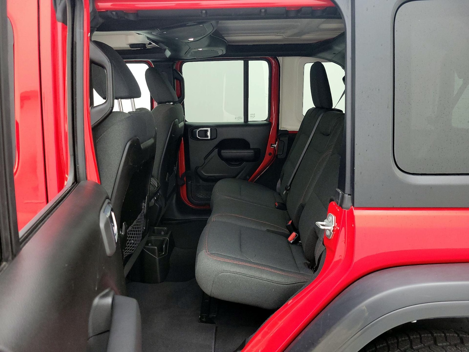 2025 Jeep Wrangler 4-Door Rubicon - Photo 20