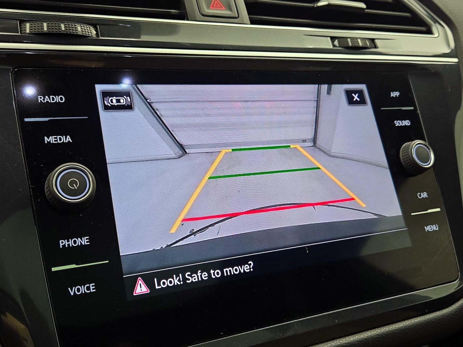 2024 Volkswagen Tiguan SE - Photo 15