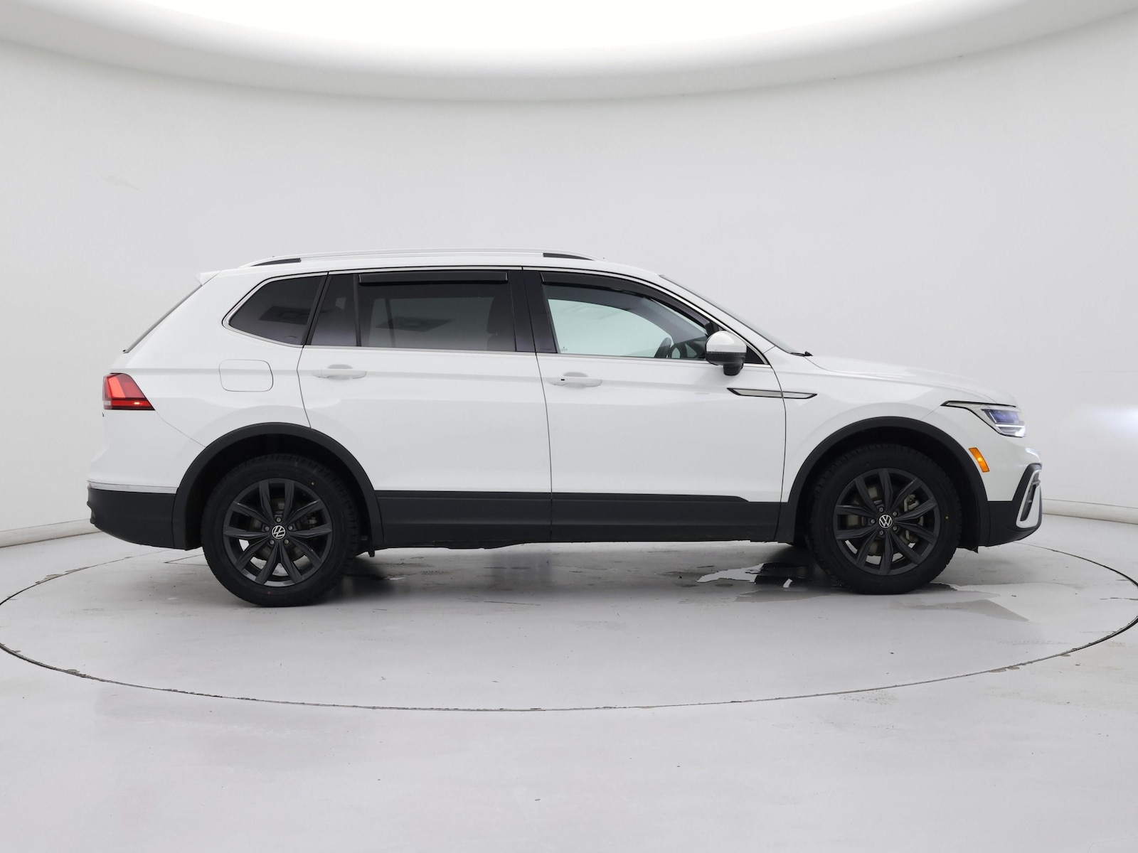 2024 Volkswagen Tiguan SE - Photo 8