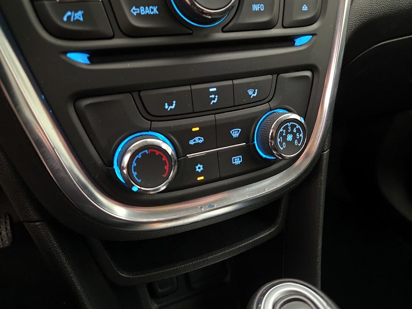 2015 Buick Encore Base - Photo 17