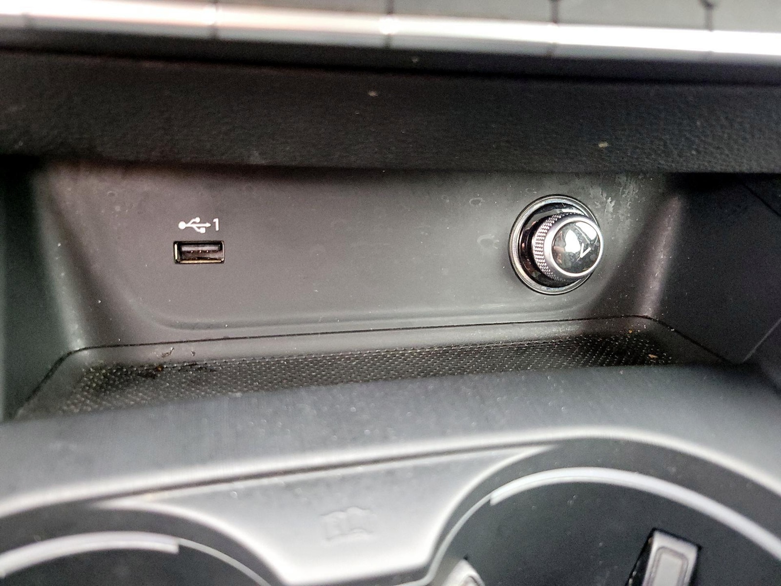 2019 Audi A4 Premium - Photo 19