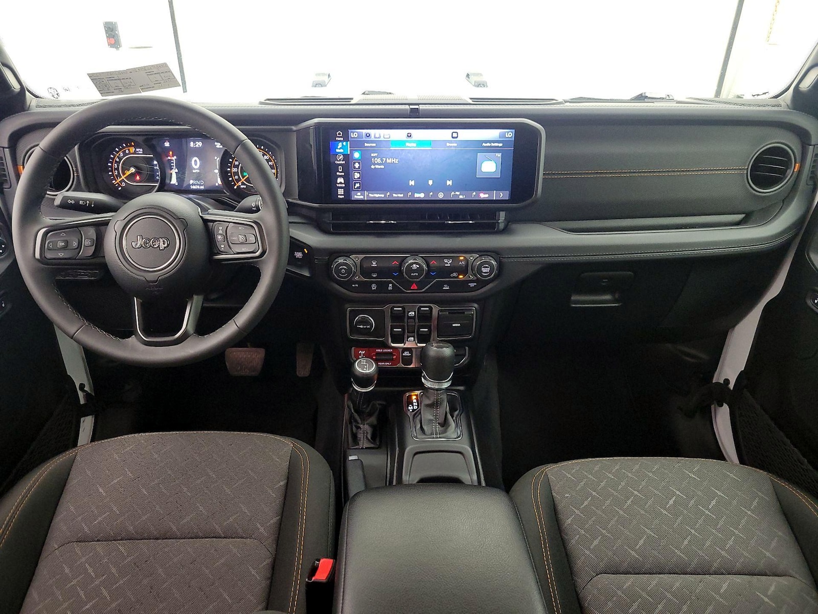 2026 Jeep Gladiator Mojave - Photo 10