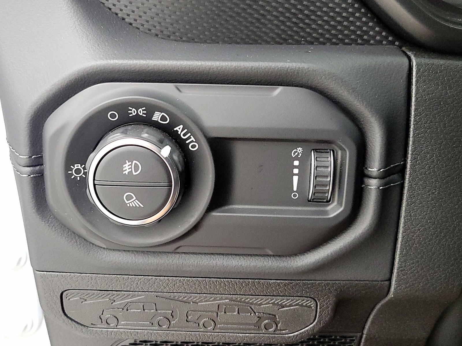 2026 Jeep Gladiator Mojave - Photo 14