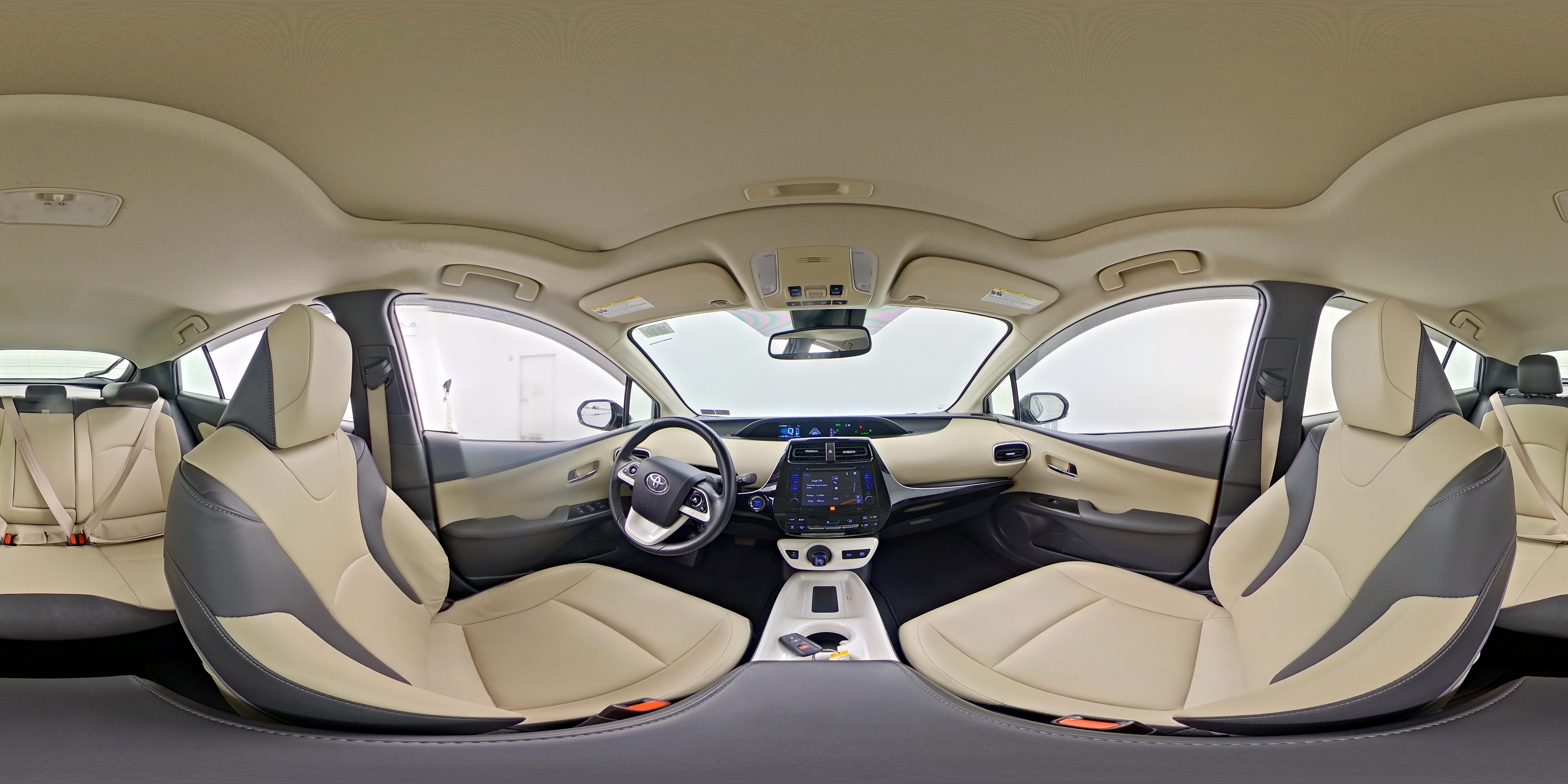 2016 Toyota Prius Four - Photo 27